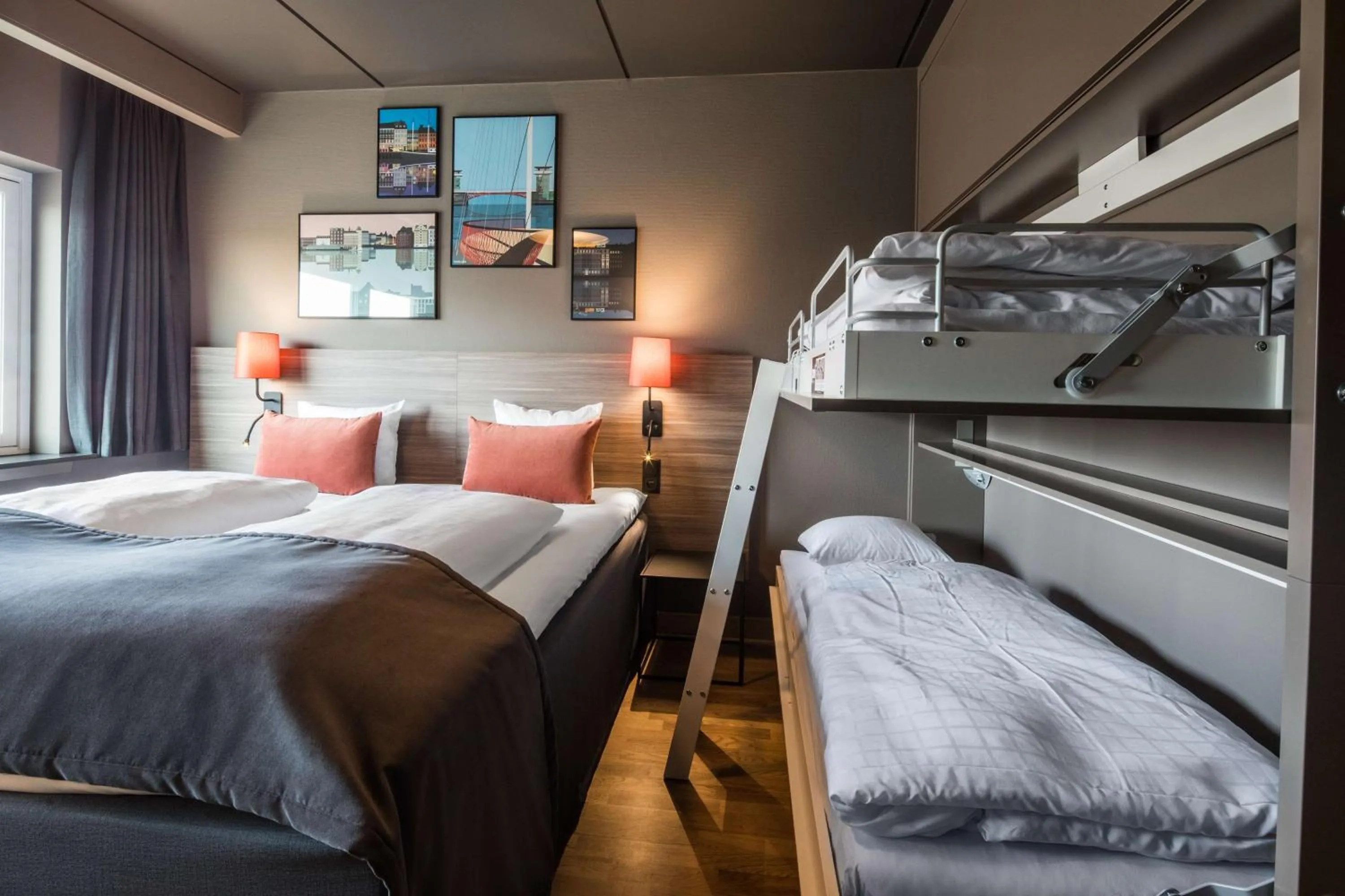 Bedroom, Bed in Scandic Glostrup