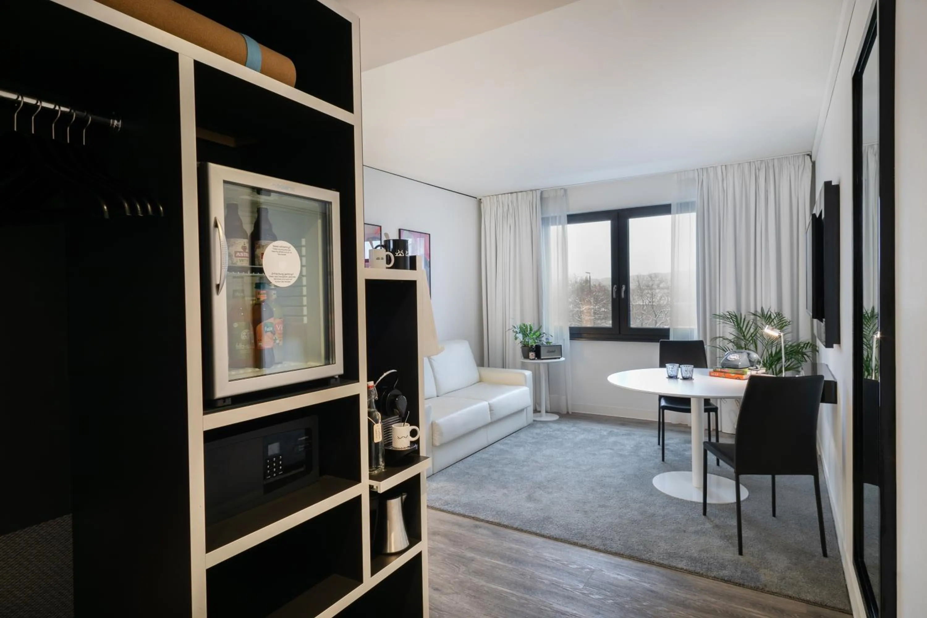 Living room in INNSiDE by Meliá Hamburg Hafen