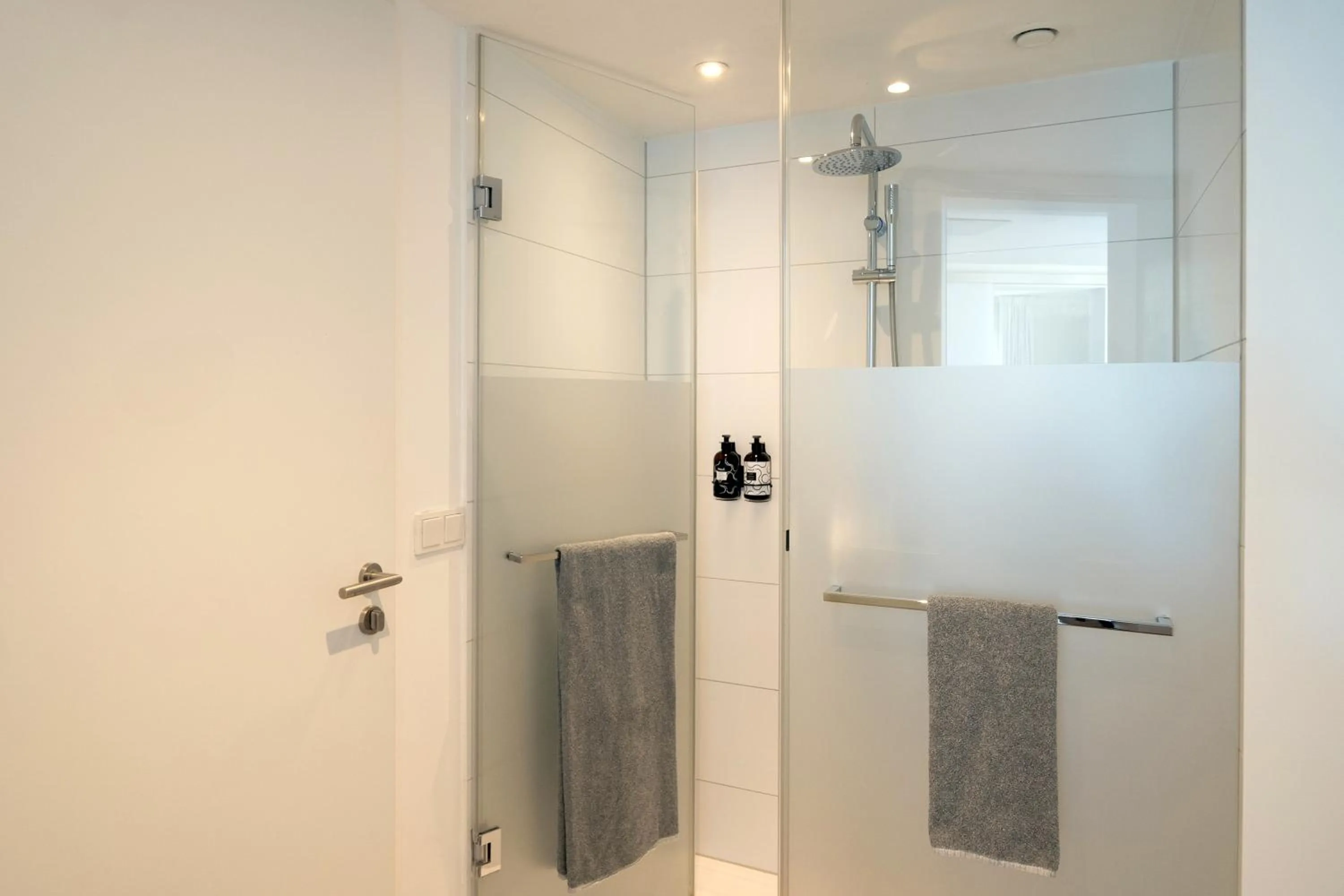 Shower in INNSiDE by Meliá Hamburg Hafen