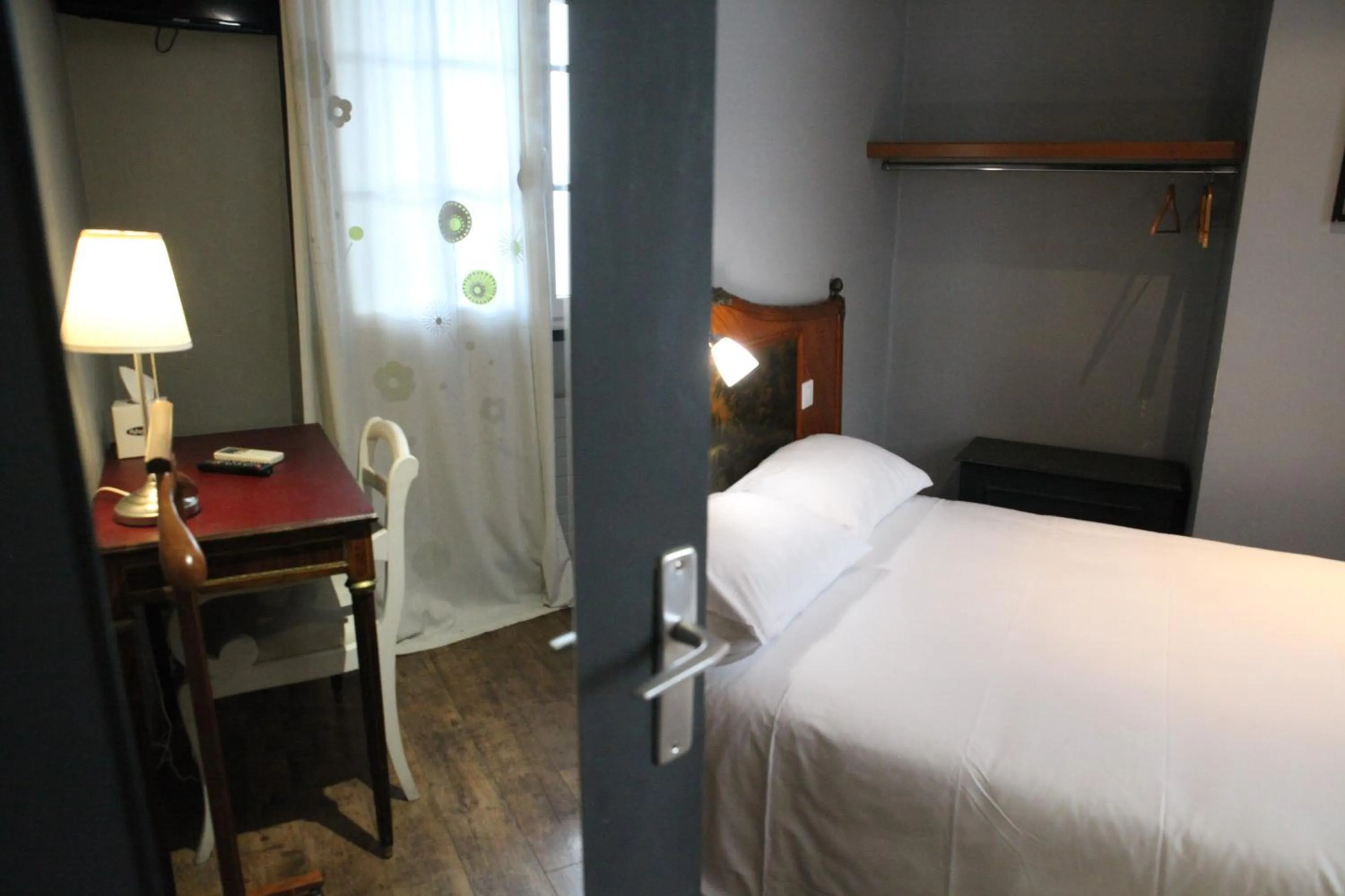 Double Room in Arnaud Bernard Hôtel
