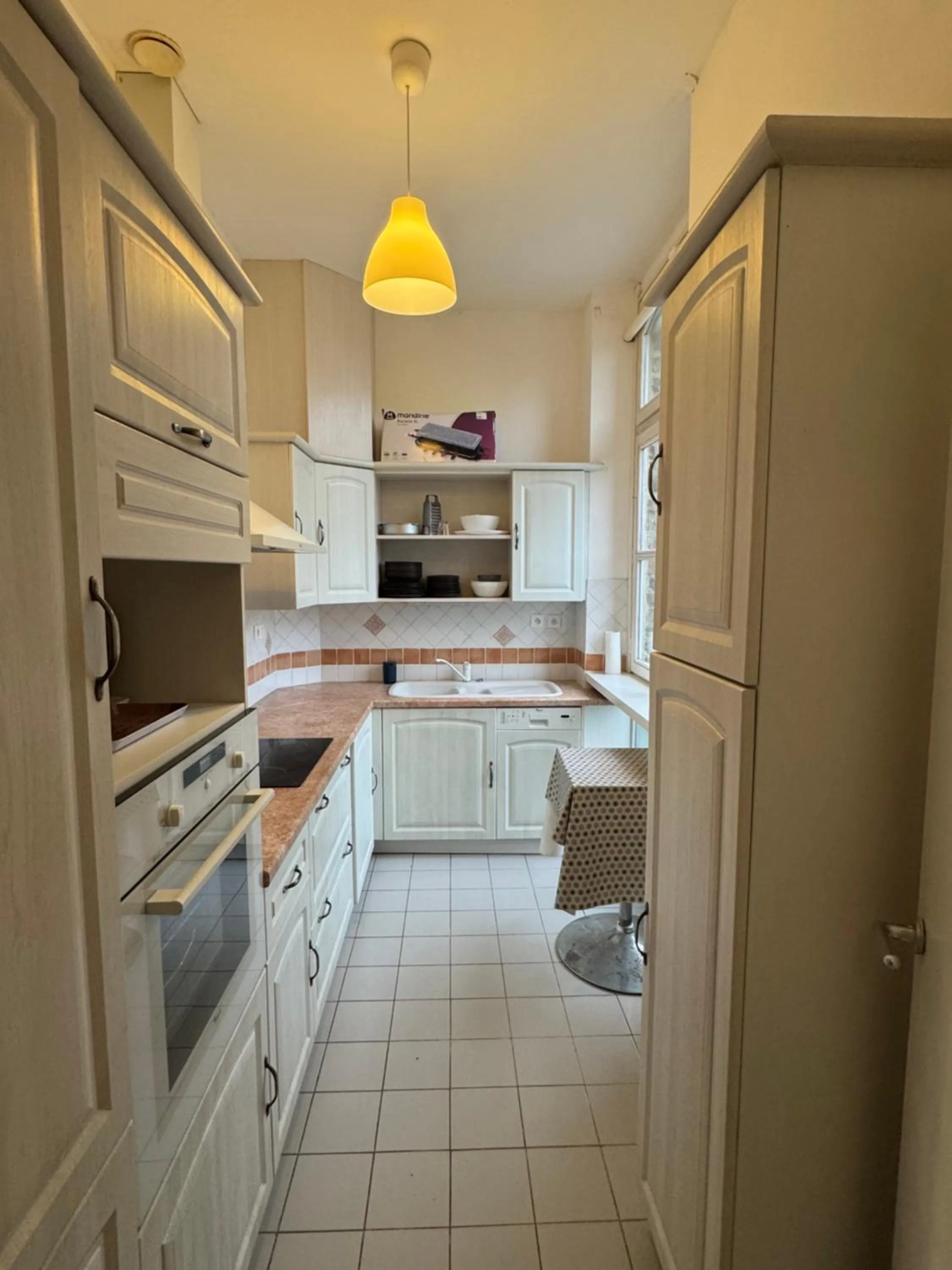 Kitchen or kitchenette in Balzac Hôtel Restaurant