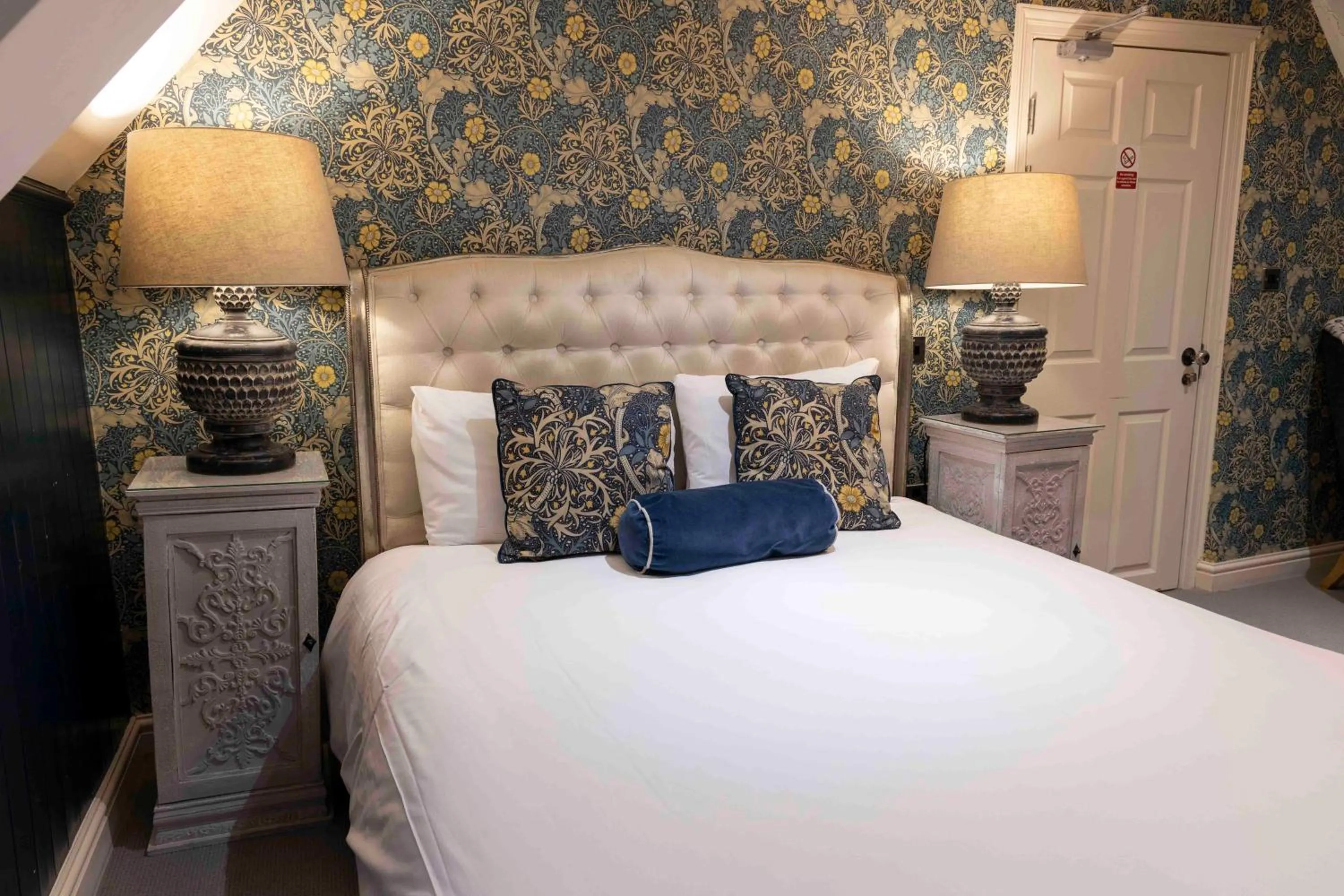 Bed in The Dirty Bottles Hotel