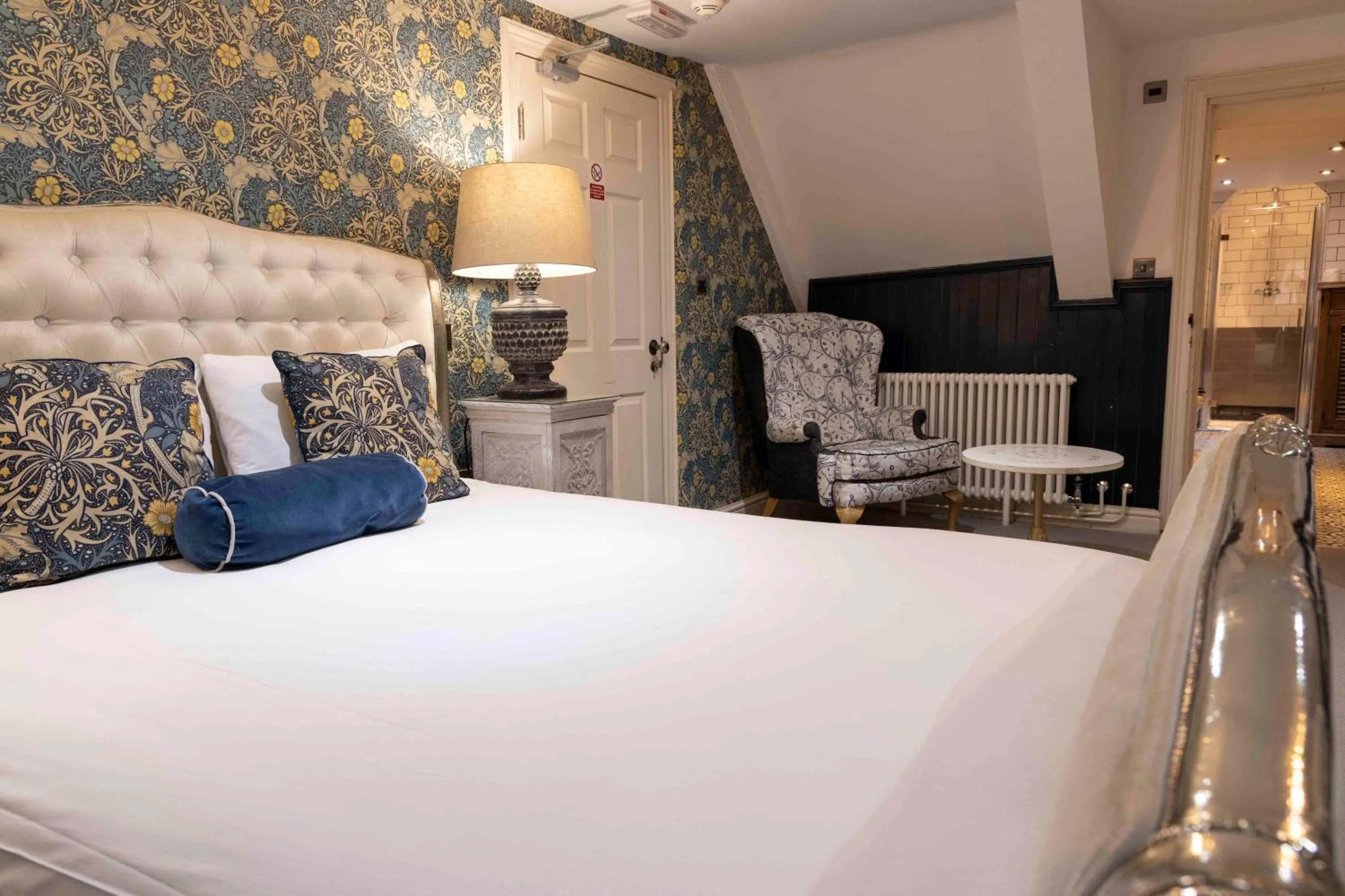 Bed in The Dirty Bottles Hotel