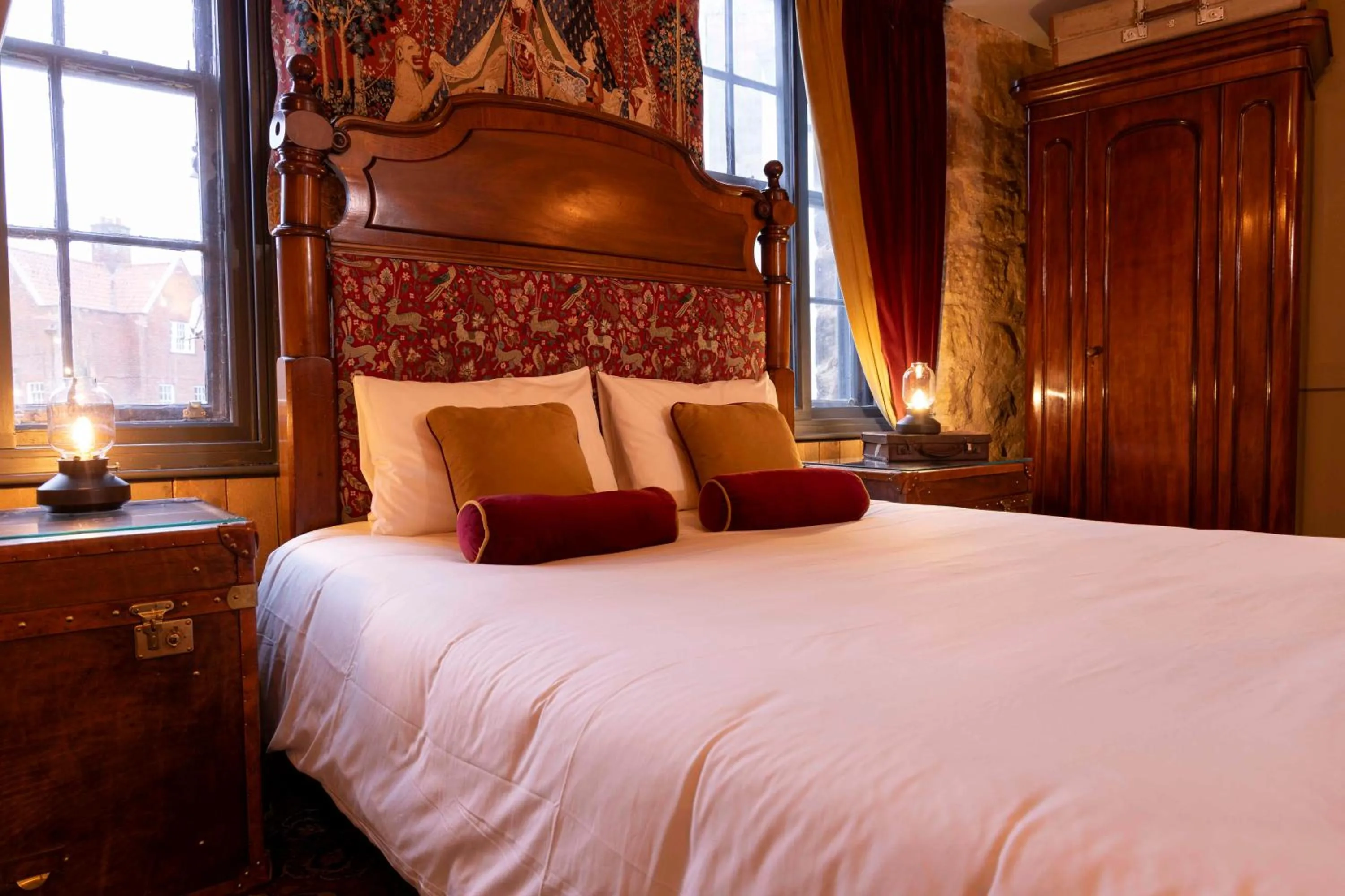 Bed in The Dirty Bottles Hotel