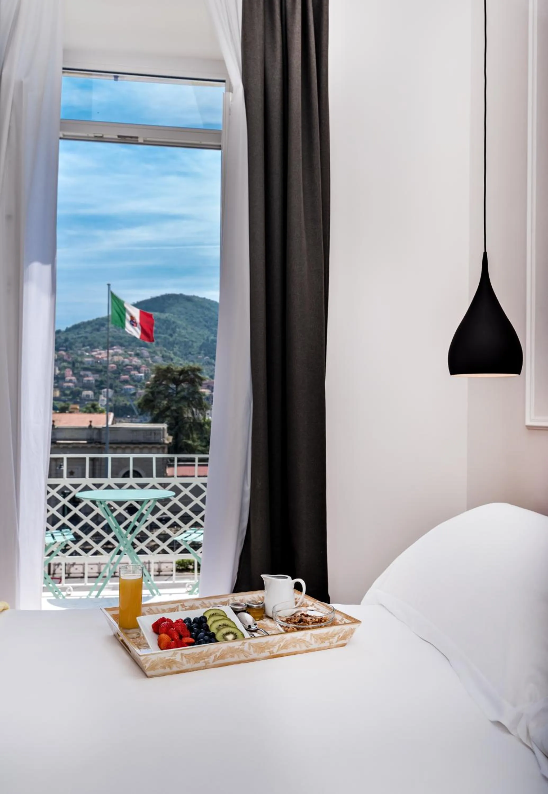 Bedroom, Bed in La Spezia by The First - Luxury Rooms & Suites