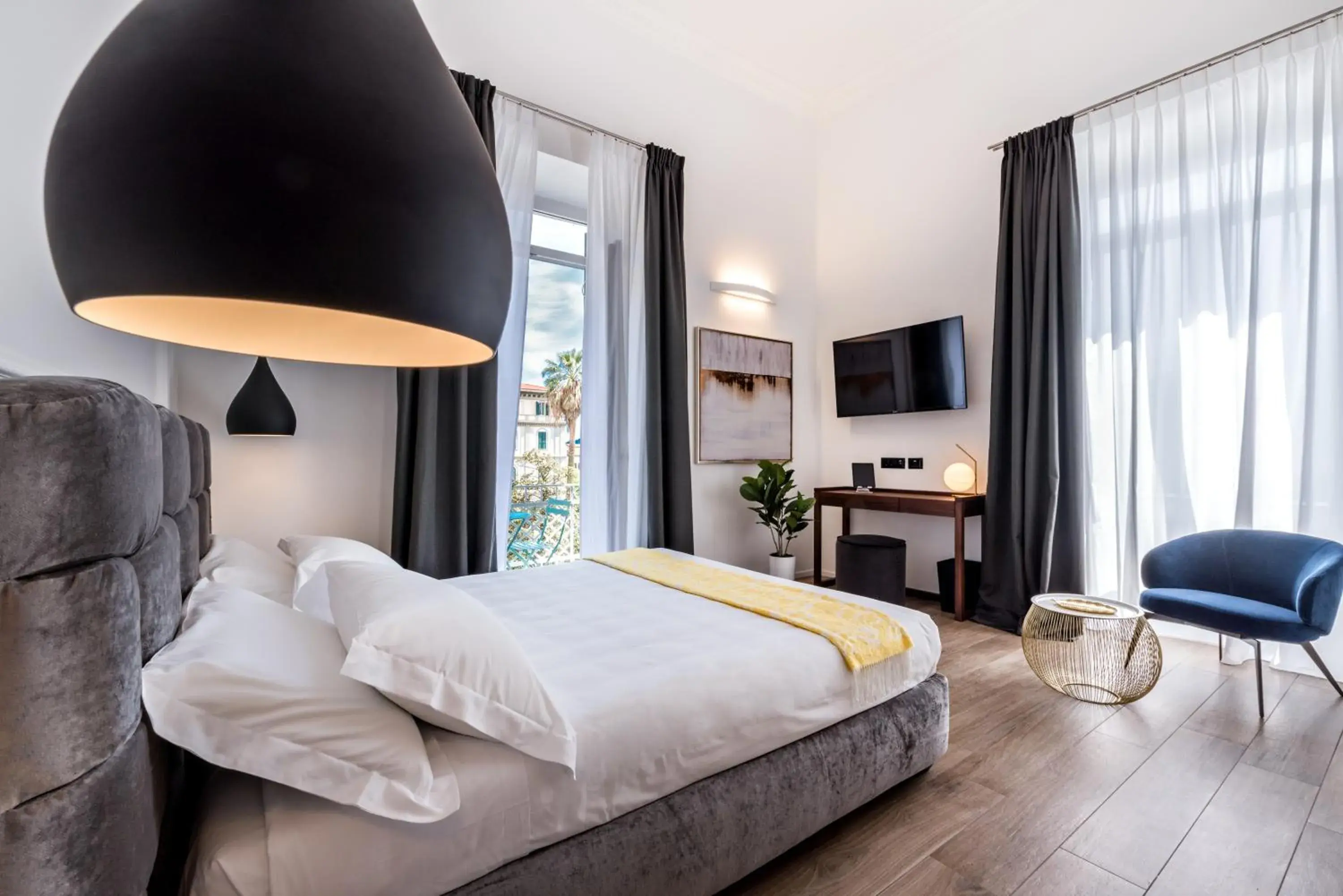 La Spezia by The First - Luxury Rooms & Suites La Spezia by The First - Luxury Rooms & Suites