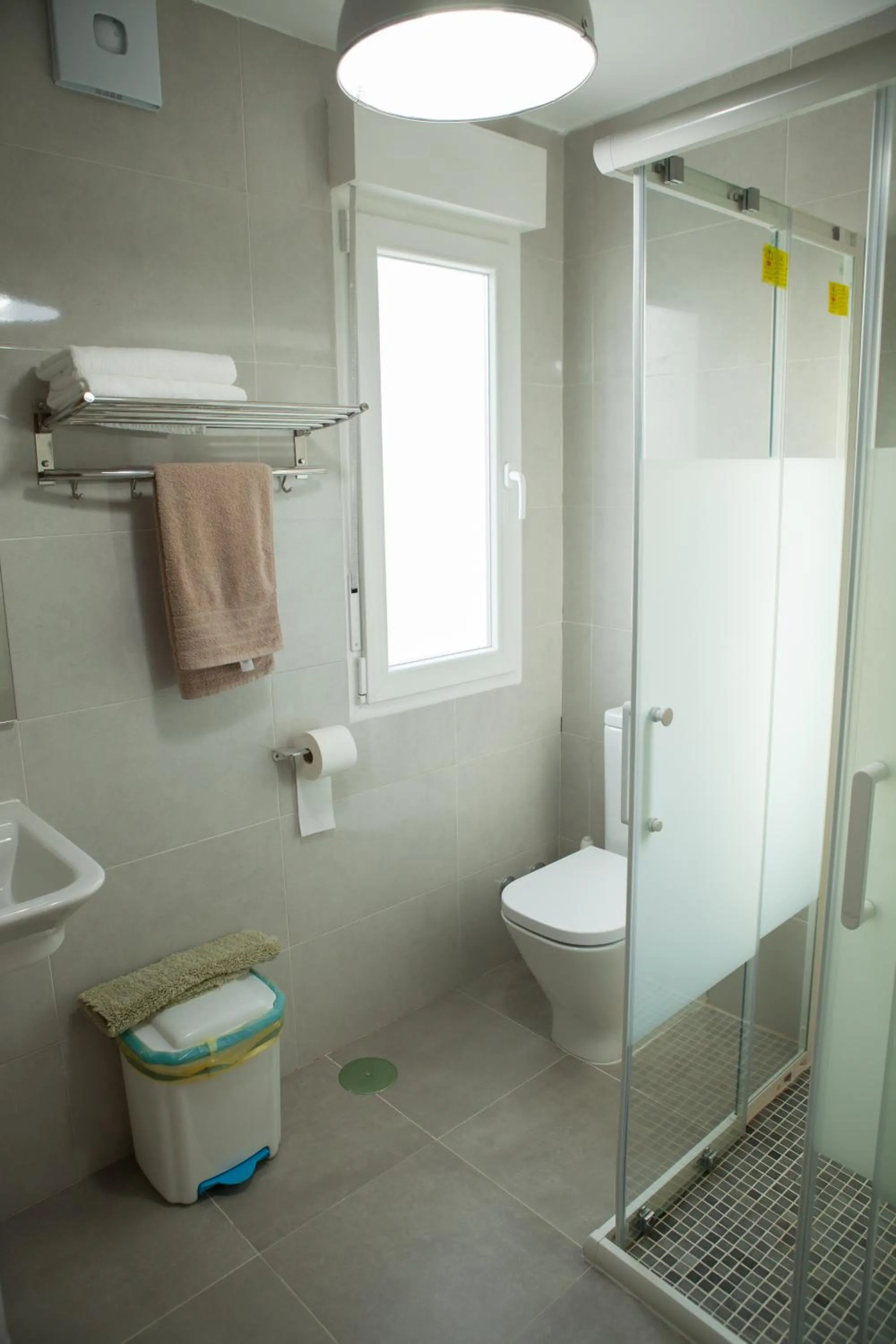 Shower in La Rosaleda de Orgaz