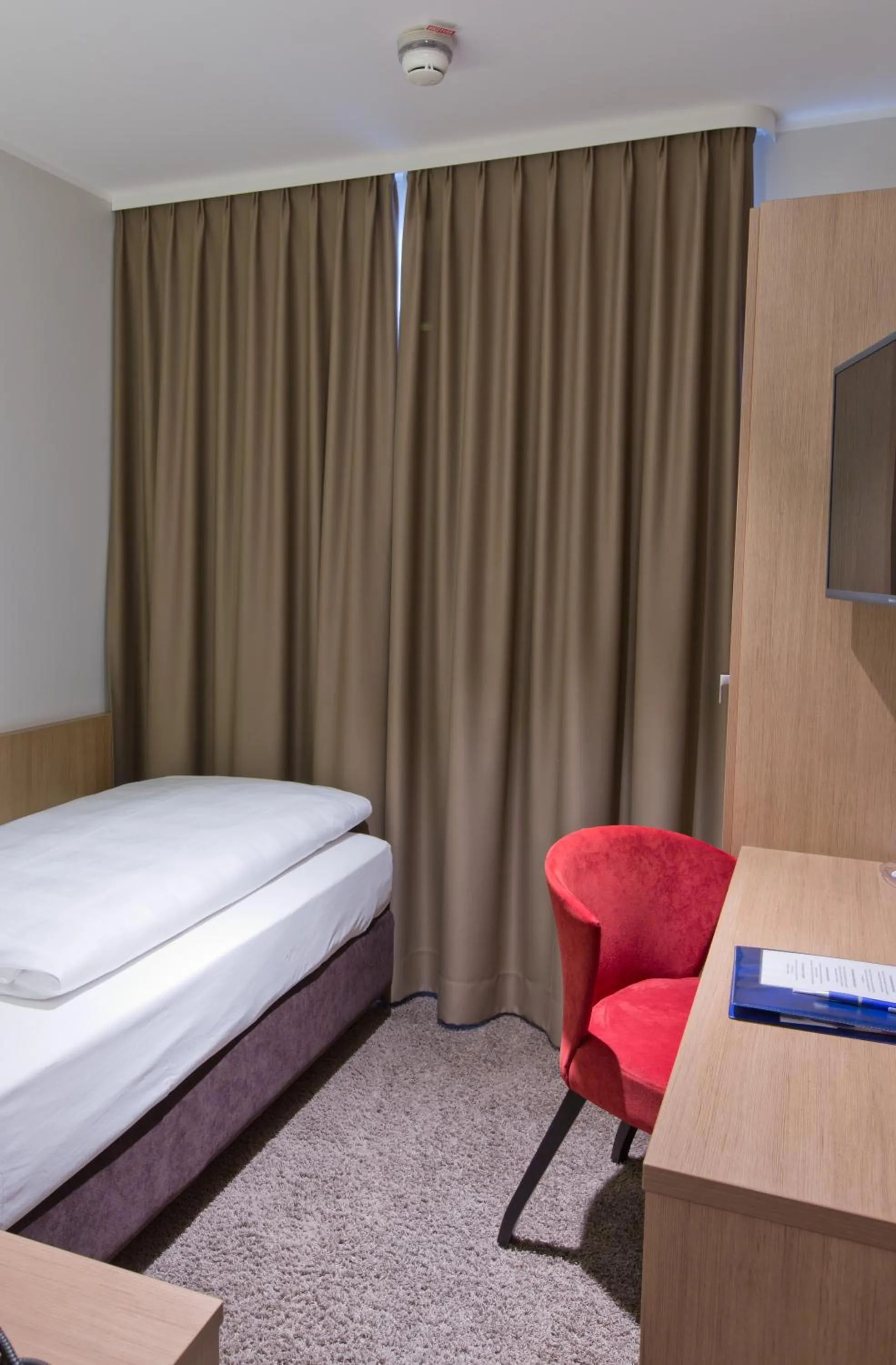 Bedroom, Bed in Astor & Aparthotel