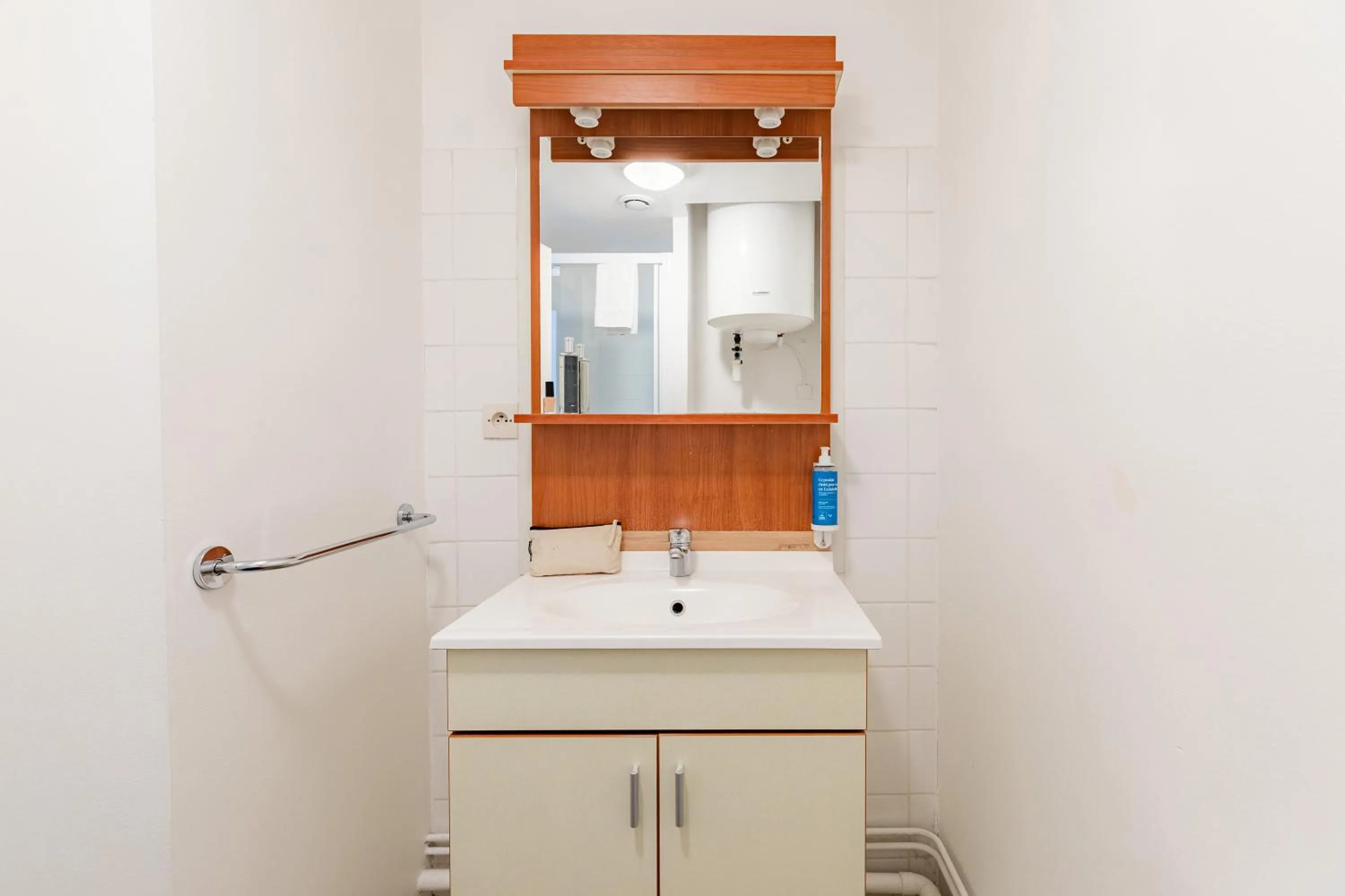 Bathroom in Appart'City Classic Blois