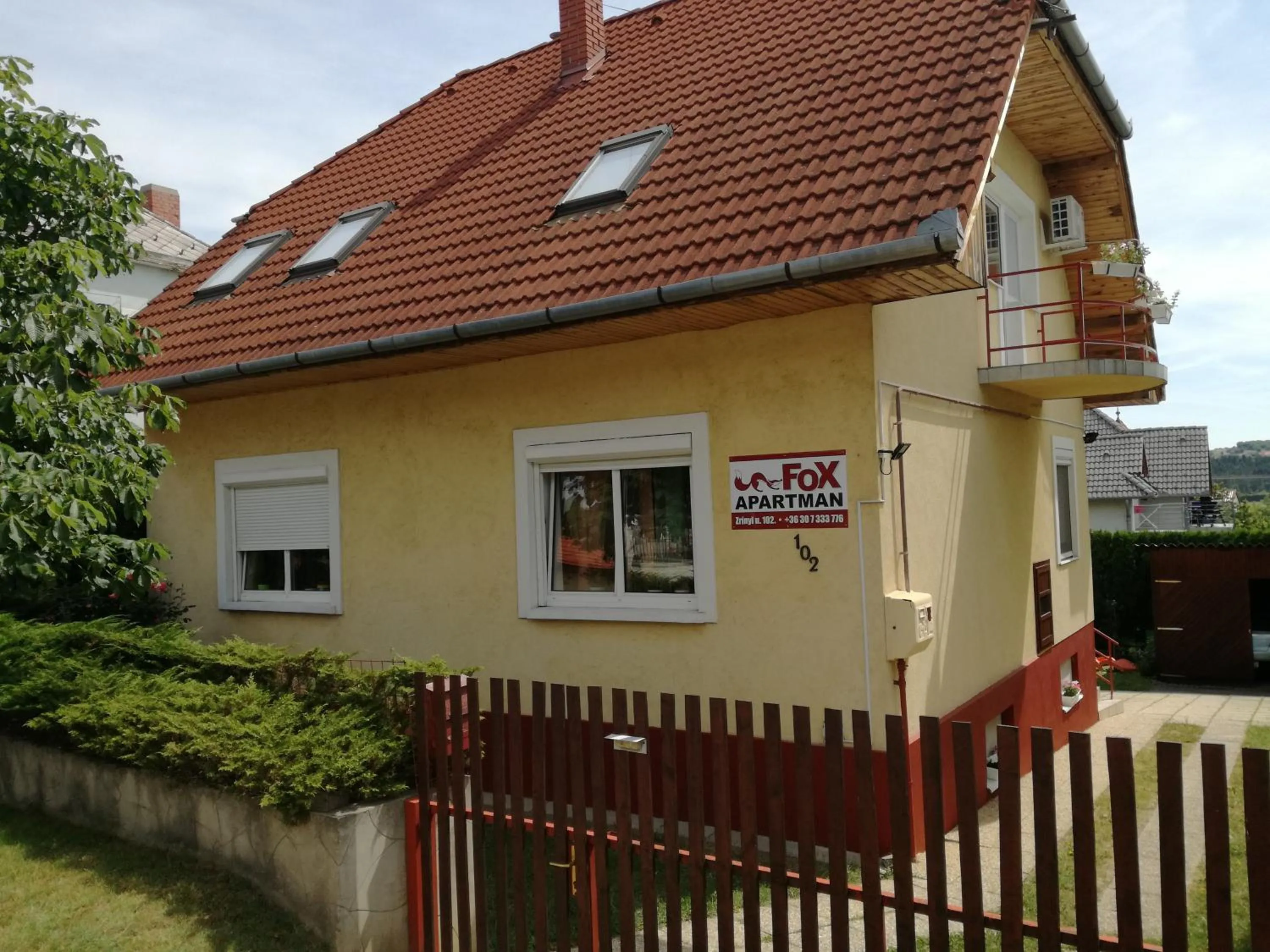 Apartment with Garden View - single occupancy in Fox Apartmanok
