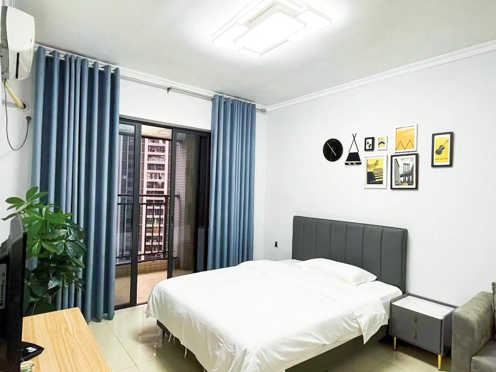 Bed in Pazhou Angda International Aparthotel Canton Fair Branch