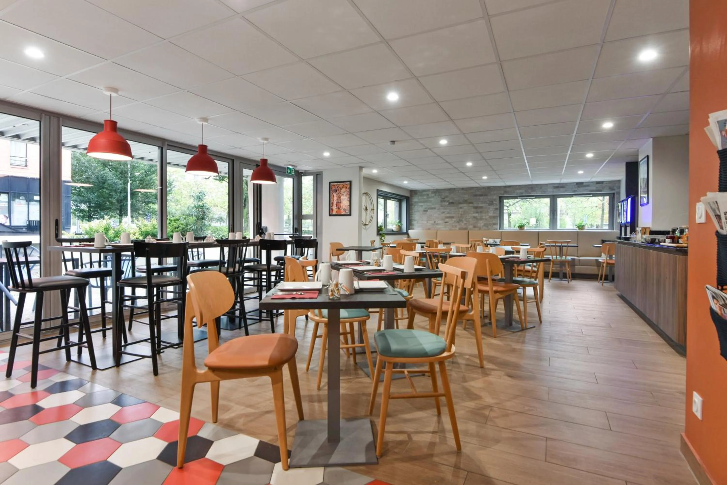 Buffet breakfast in Appart'City Confort Lille - Euralille