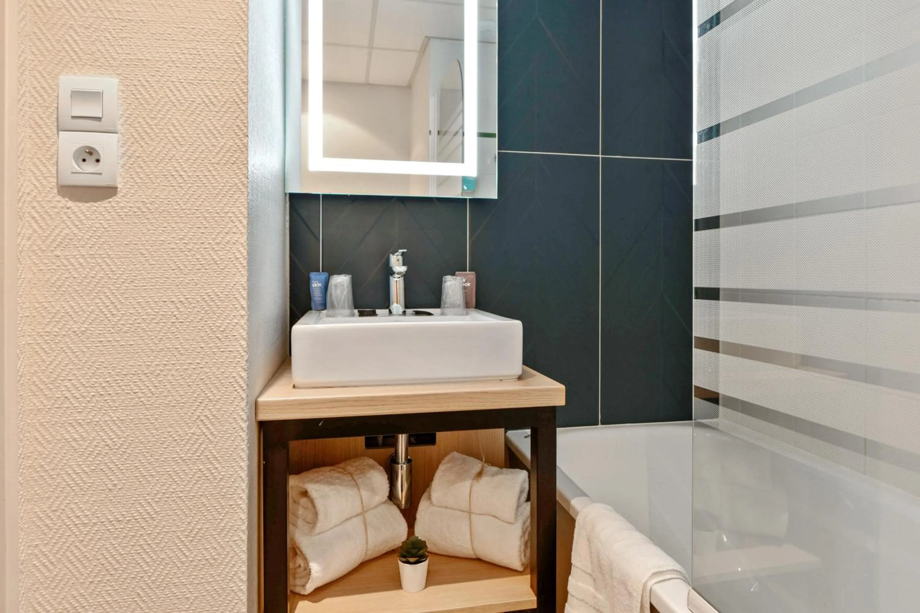 Bathroom in Appart'City Confort Lille - Euralille