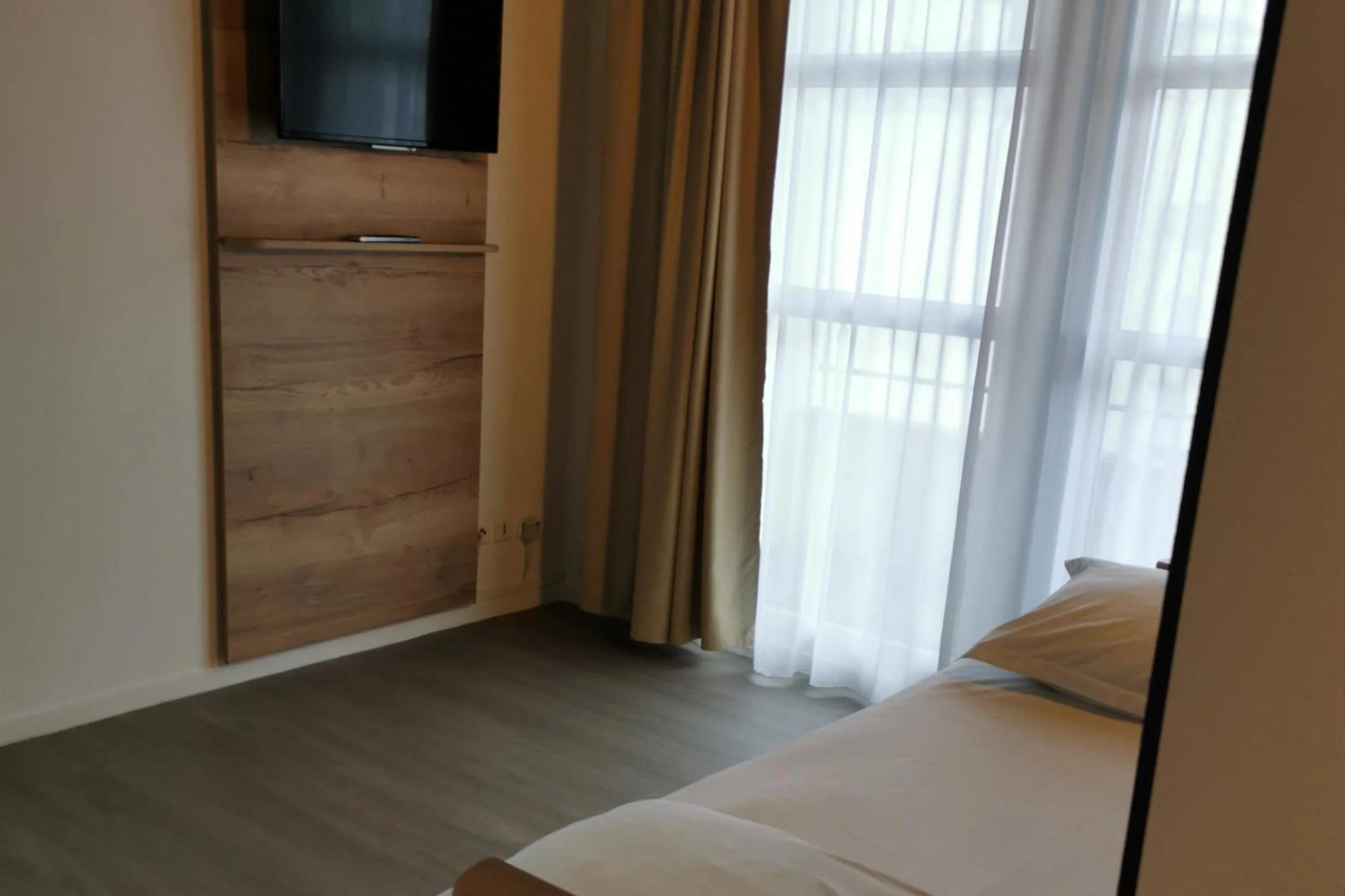 TV and multimedia, Bed in City Résidence Nancy