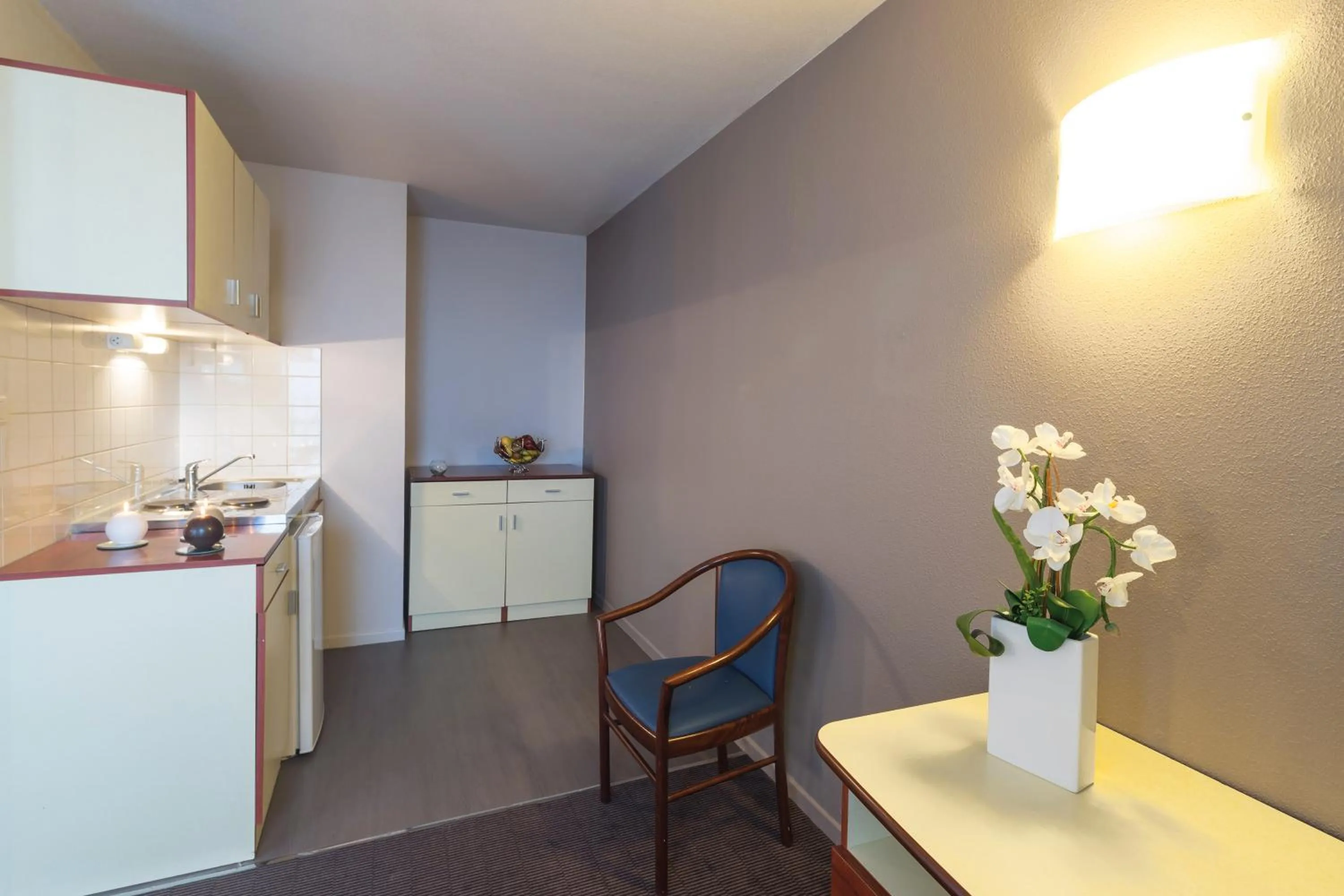 Kitchen or kitchenette in Appart'City Classic Nancy