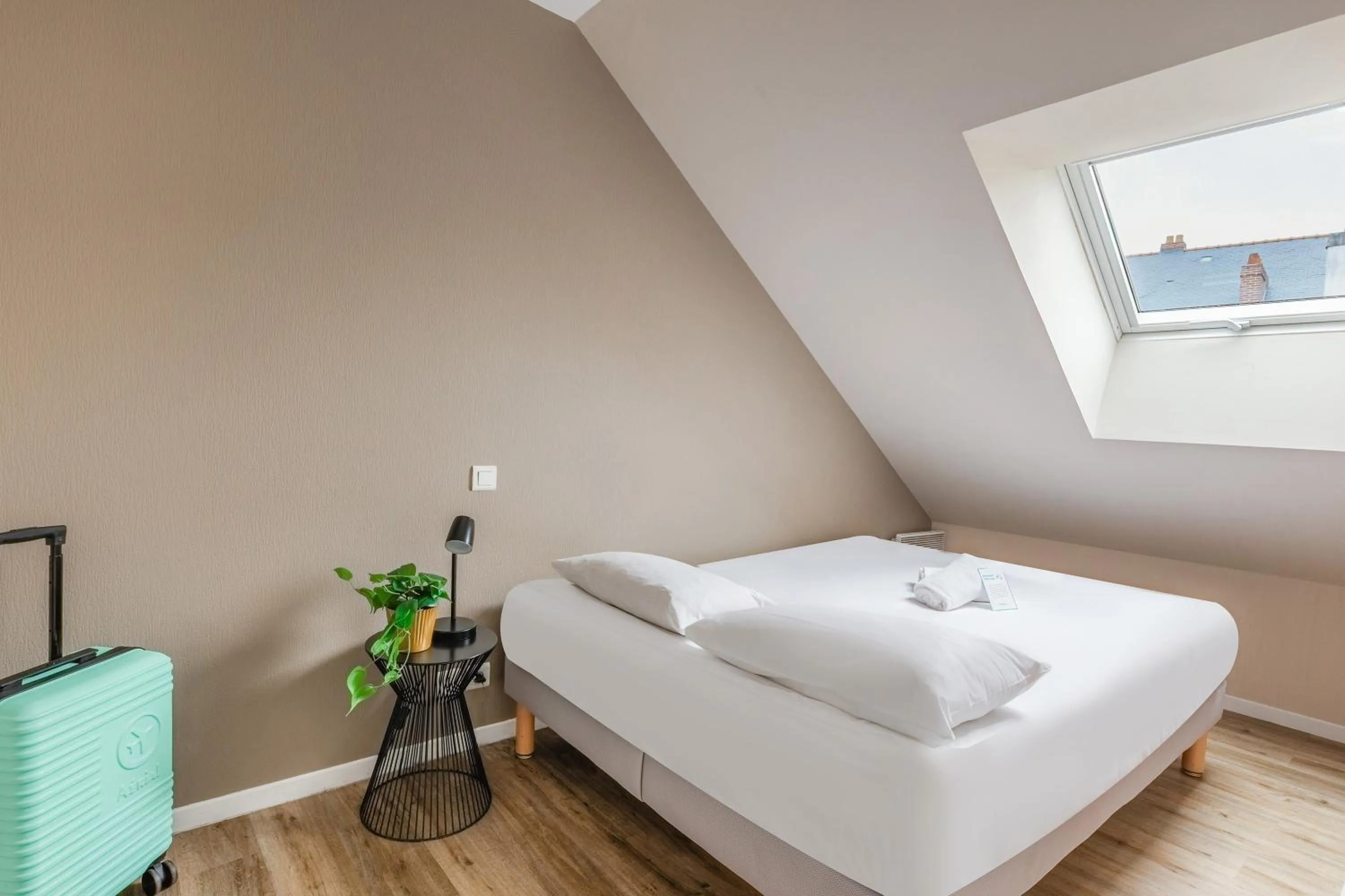 Bed in Appart'City Classic Nantes Quais de Loire