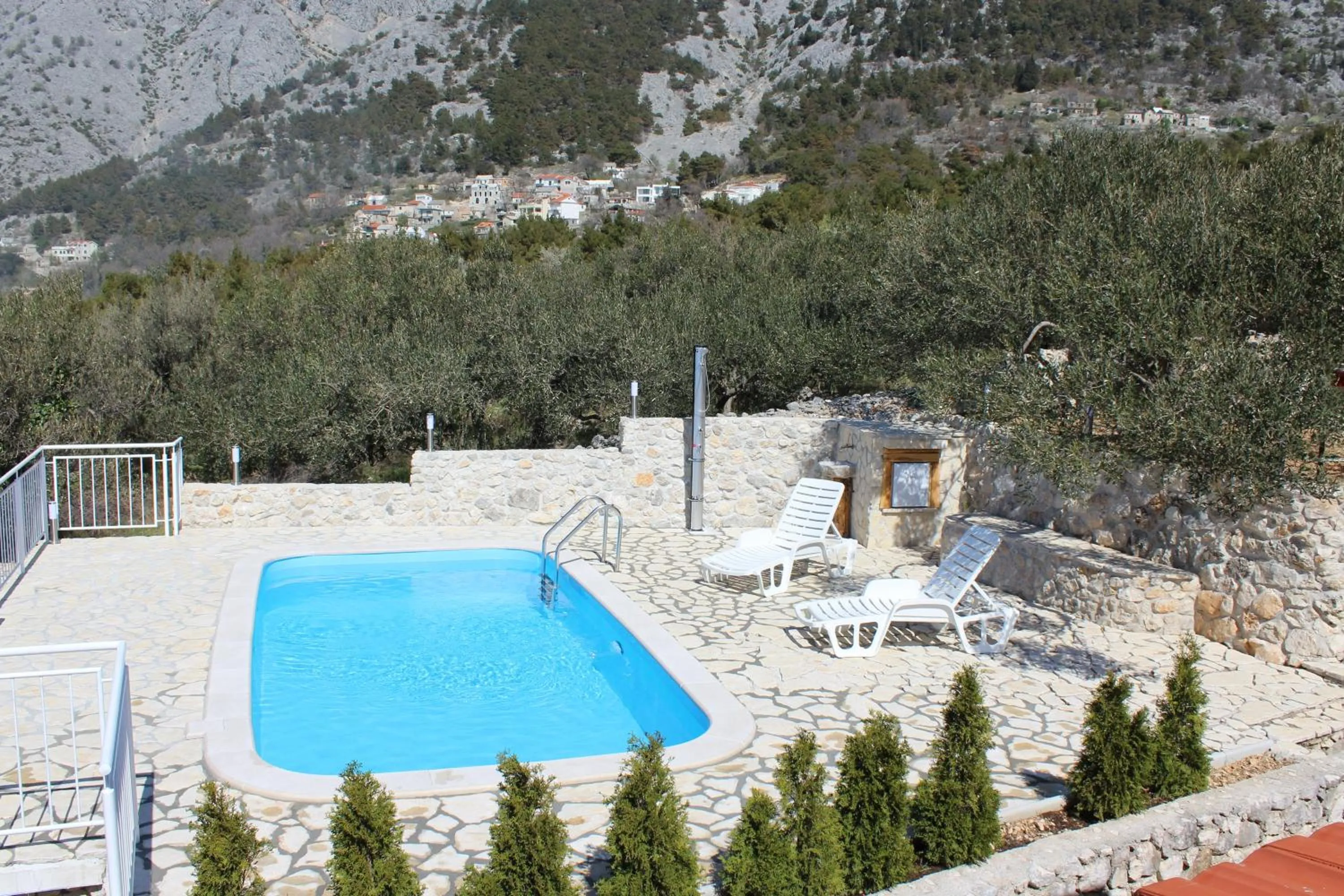 Swimming pool in Holiday Home Chill Zone