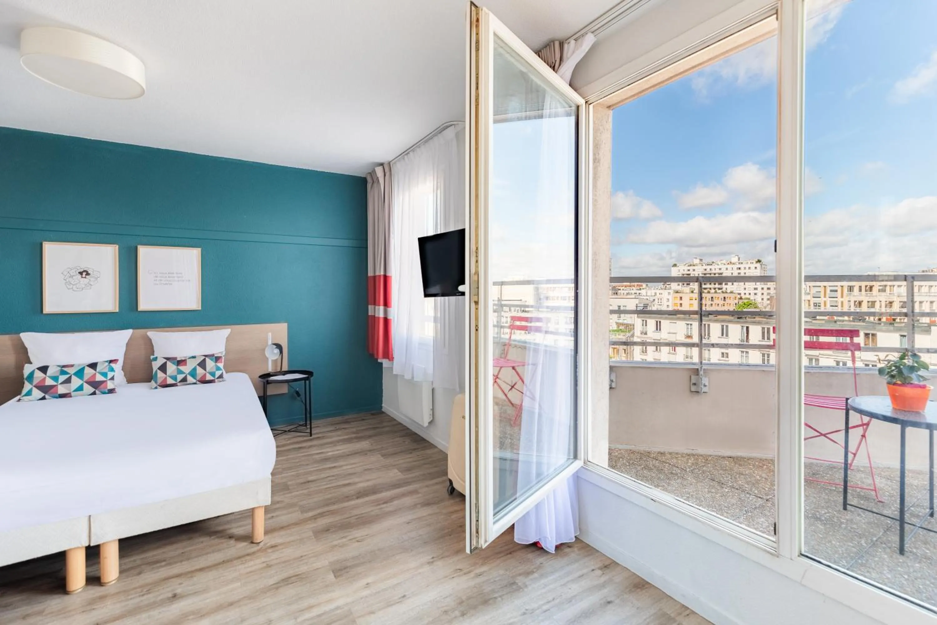 Bed in Appart'City Classic Paris La Villette