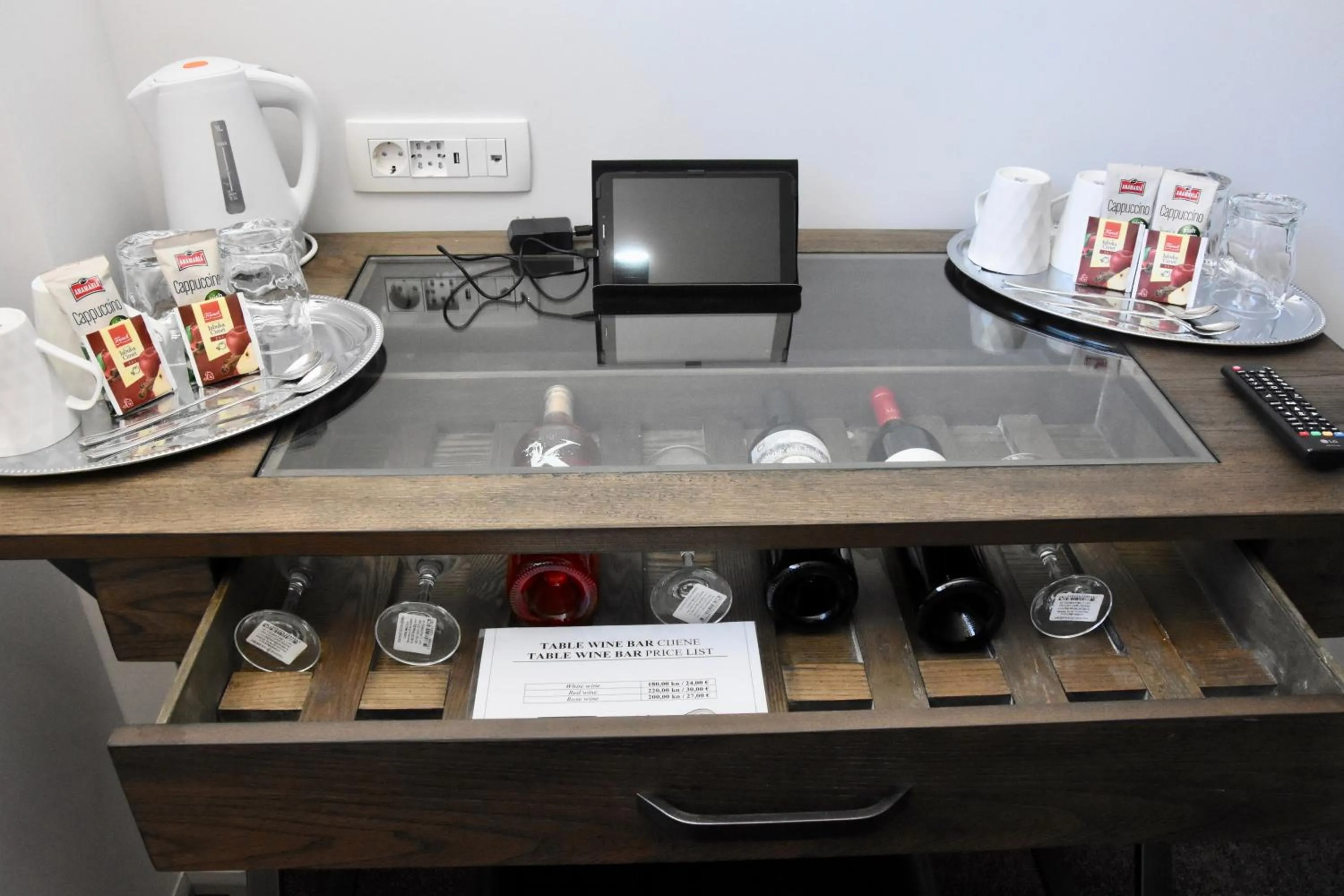 Food and drinks in Prima Luce Downtown