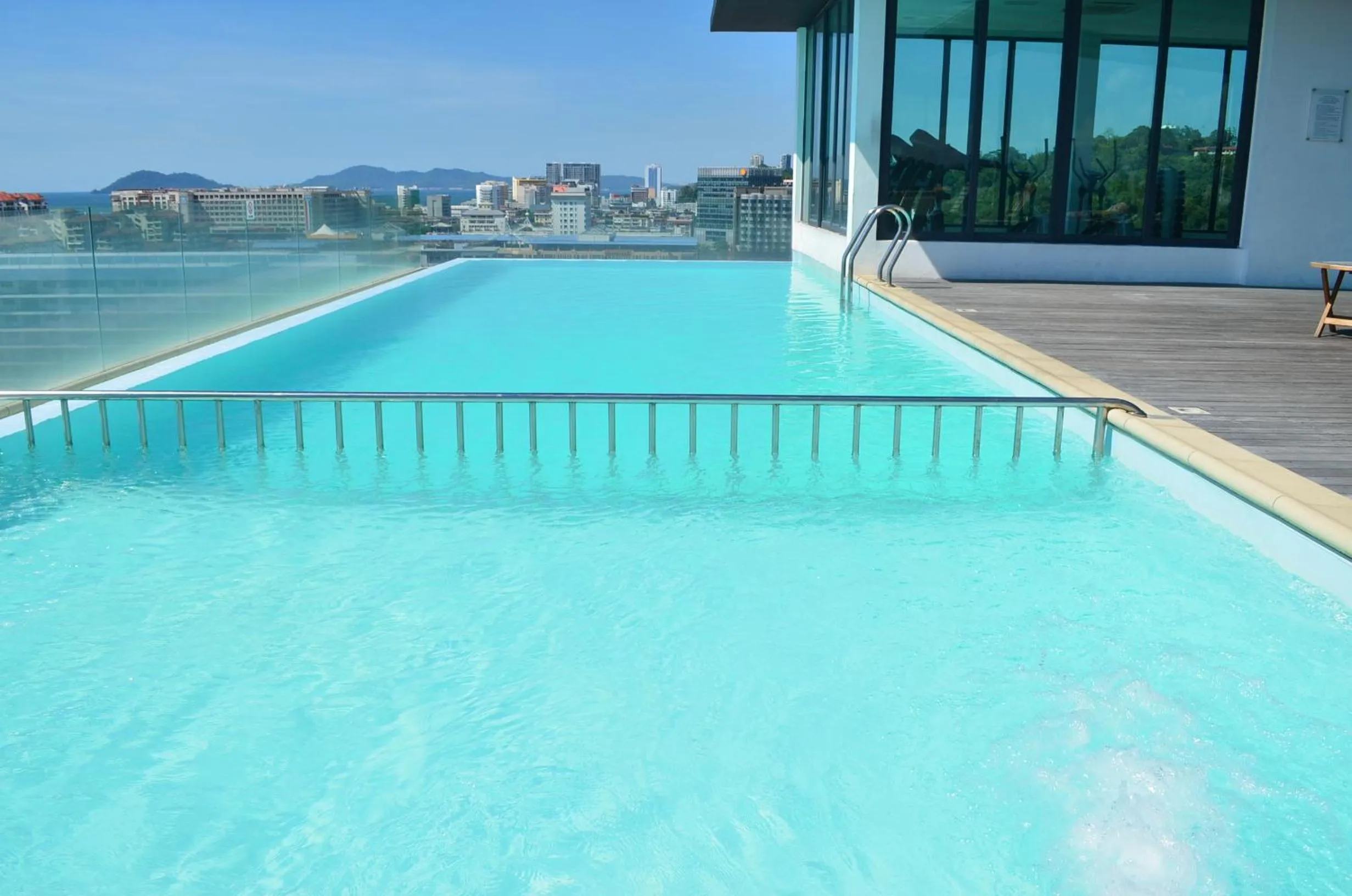 Swimming pool in Cozy Living Sky Apartment