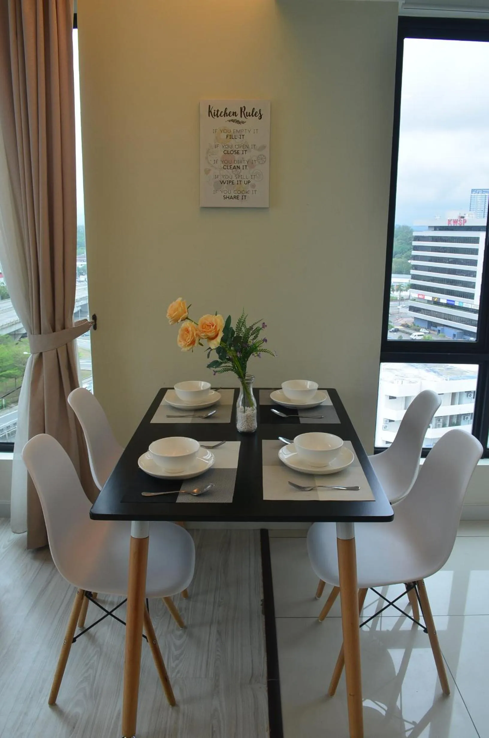 Dining area in Cozy Living Sky Apartment