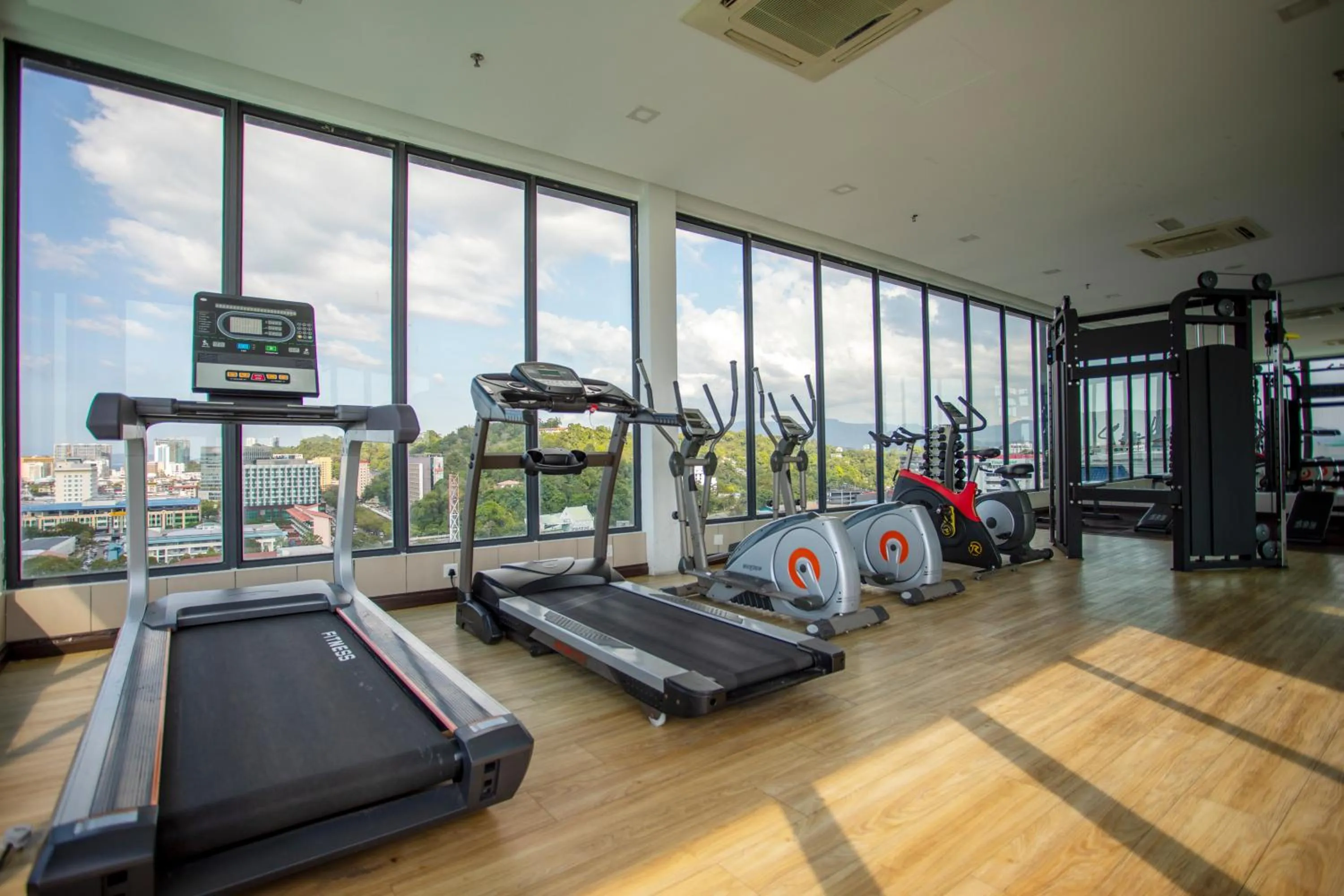 Fitness centre/facilities in Cozy Living Sky Apartment