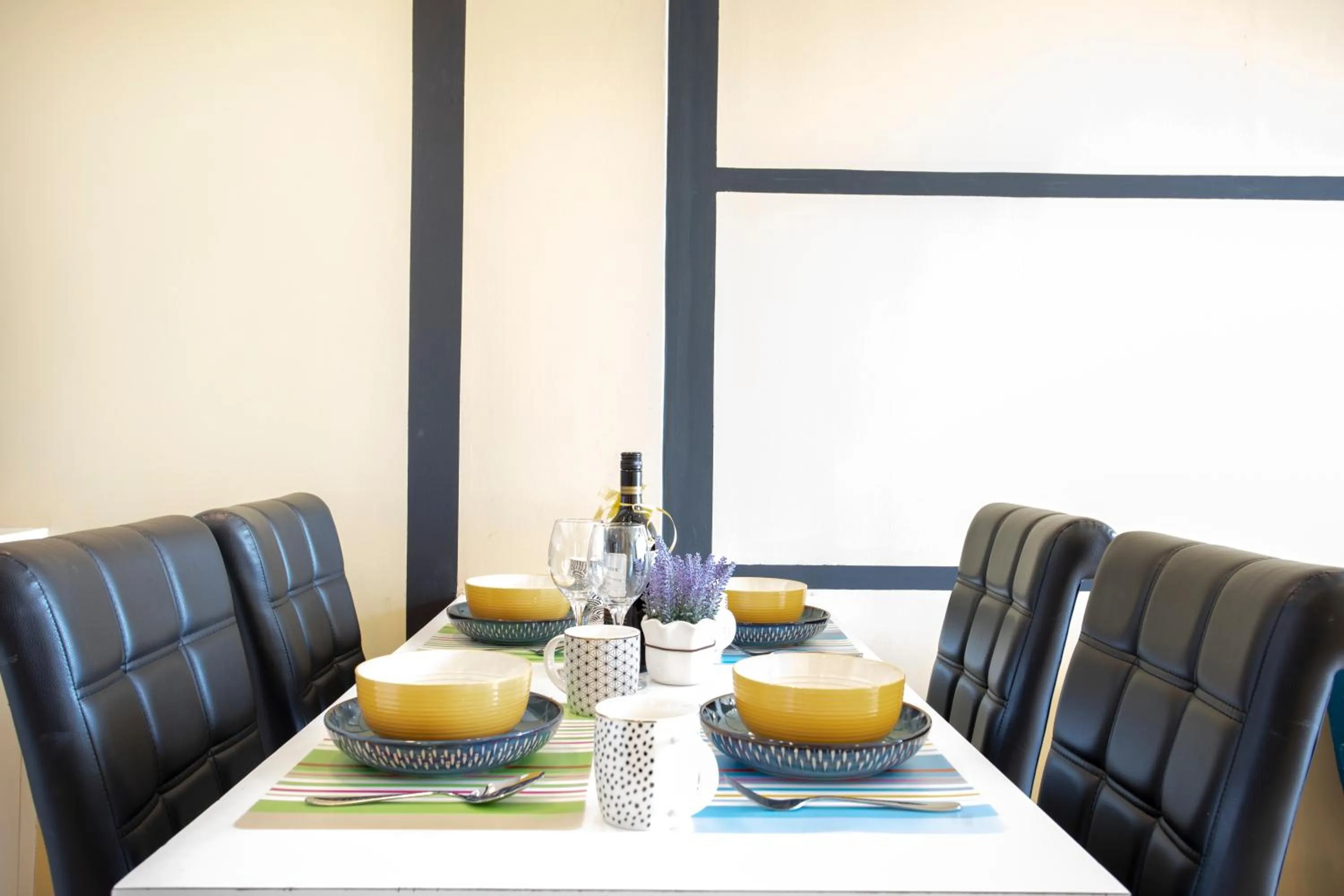 Dining area in Cozy Living Sky Apartment