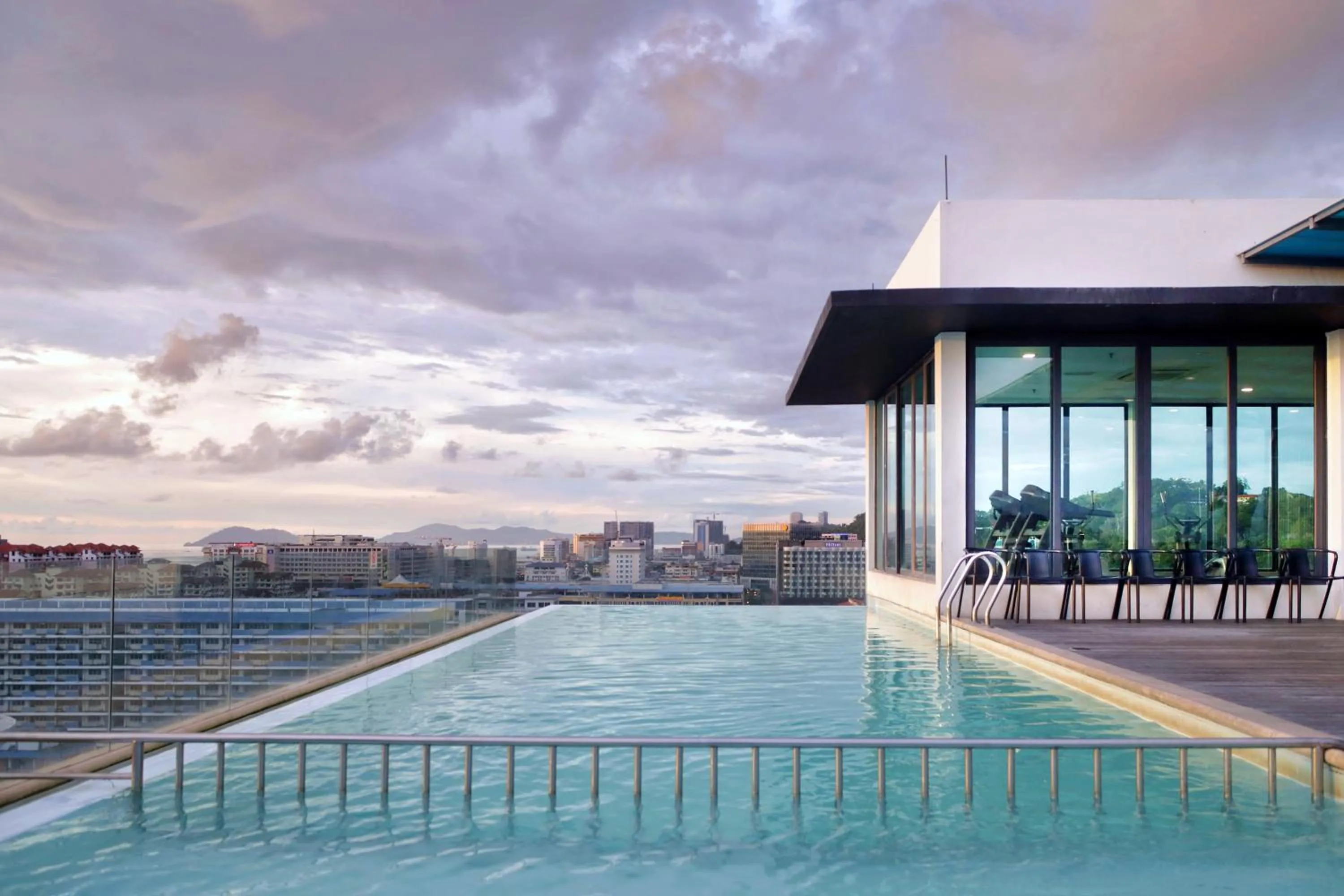 Swimming pool in Cozy Living Sky Apartment