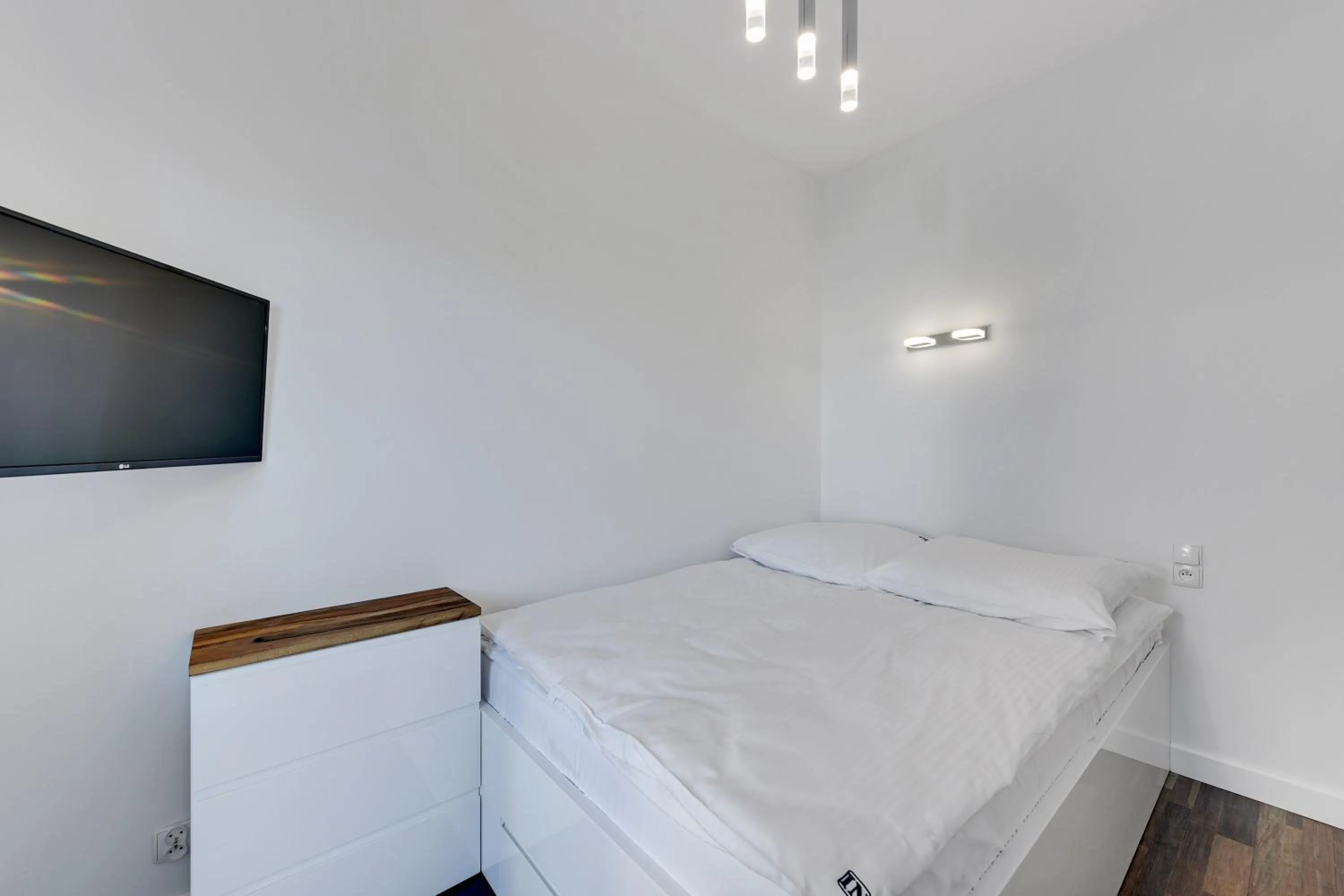 Bedroom, Bed in INA Rent - Tre Mare Apartamenty