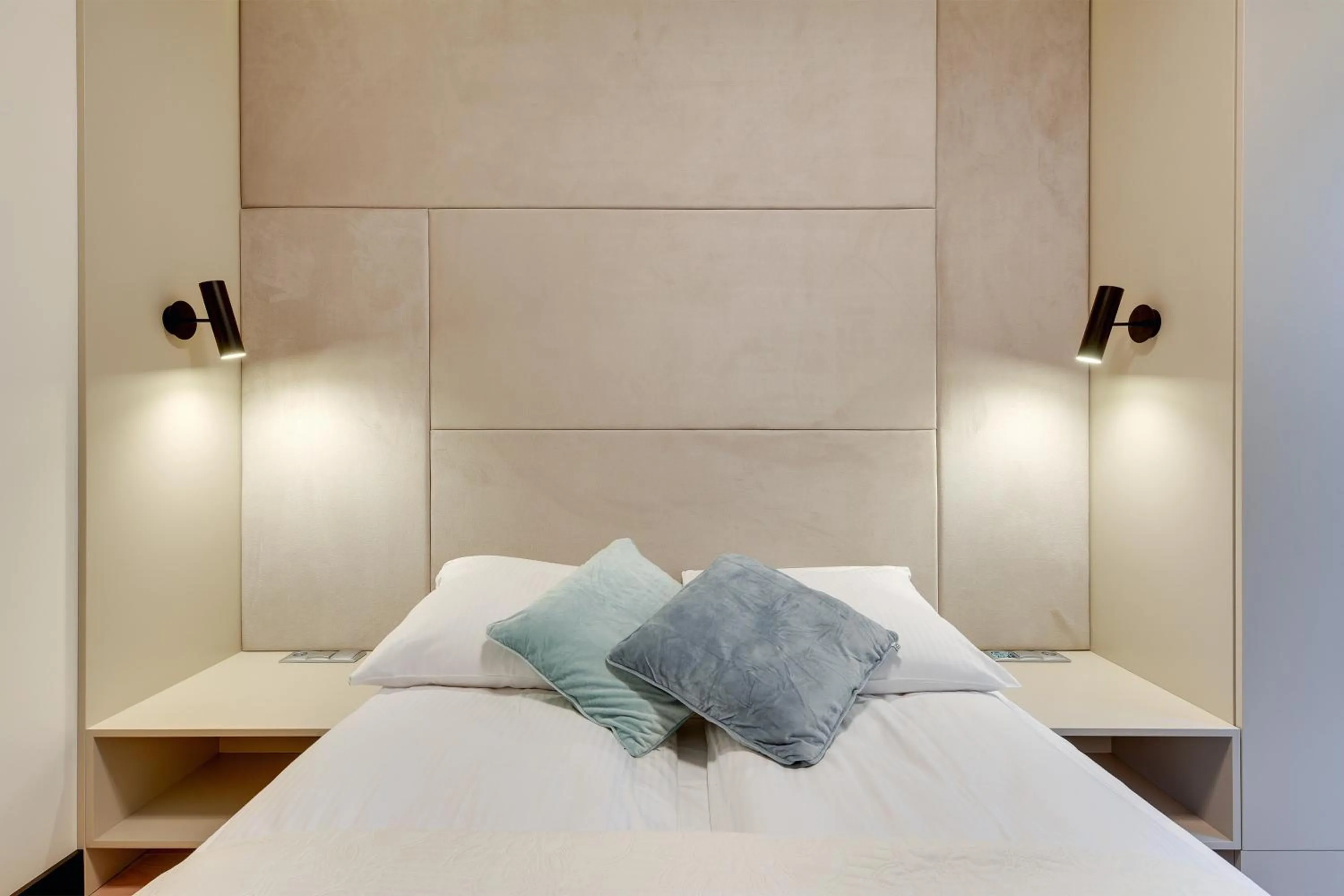 Bedroom, Bed in INA Rent - Tre Mare Apartamenty