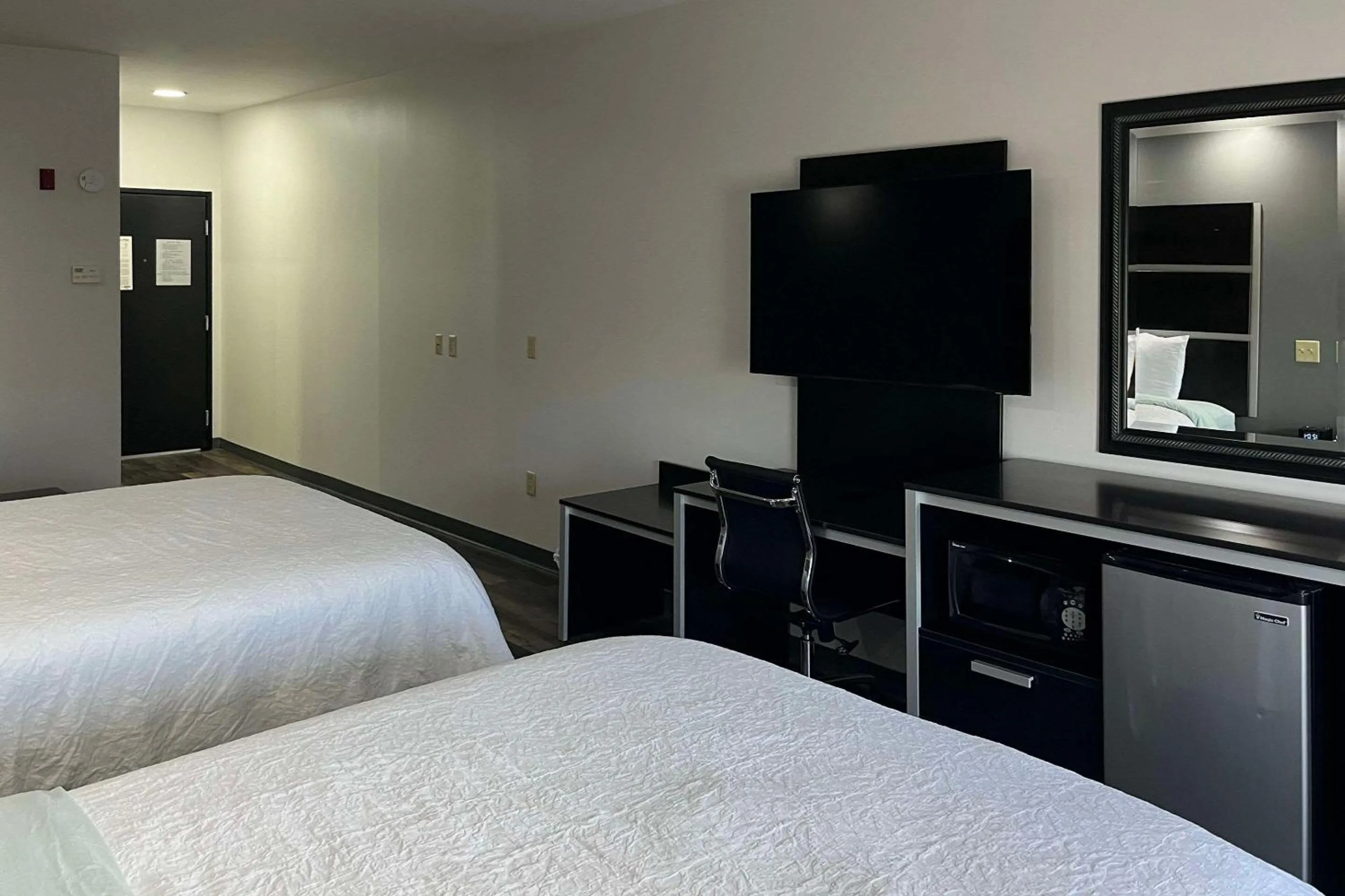 Bedroom, Bed in Sans Boutique Hotel & Suites