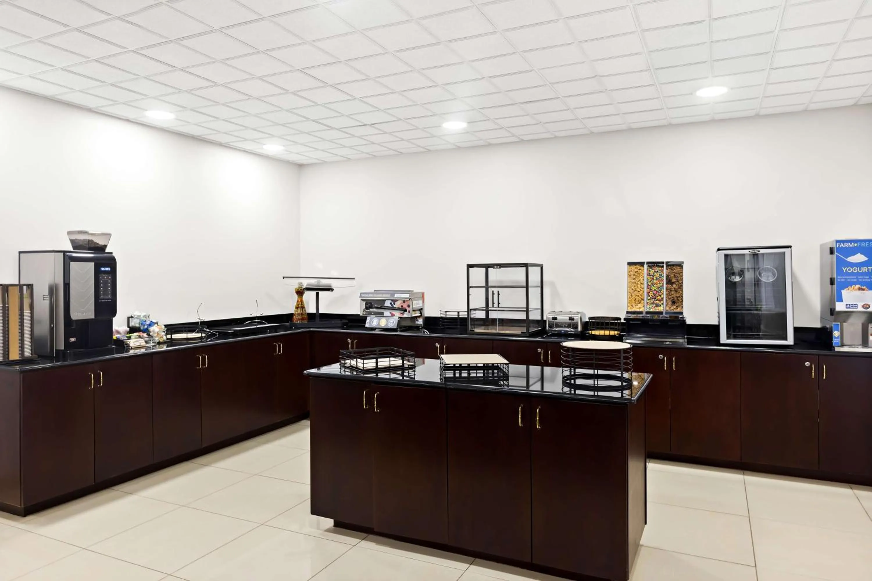 Breakfast in Sonesta Essential Savannah