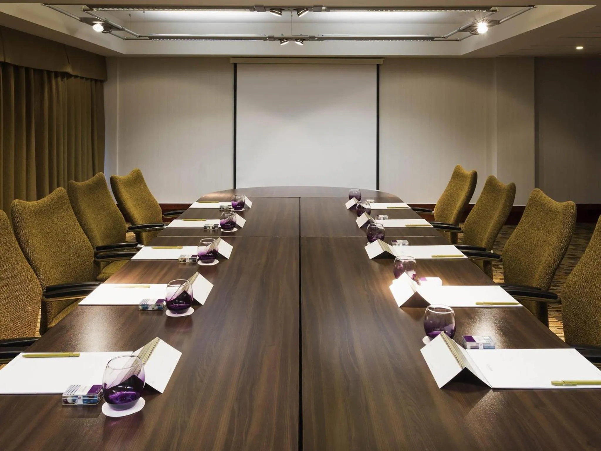 Meeting/conference room in Mercure Sheffield St Paul's Hotel & Spa