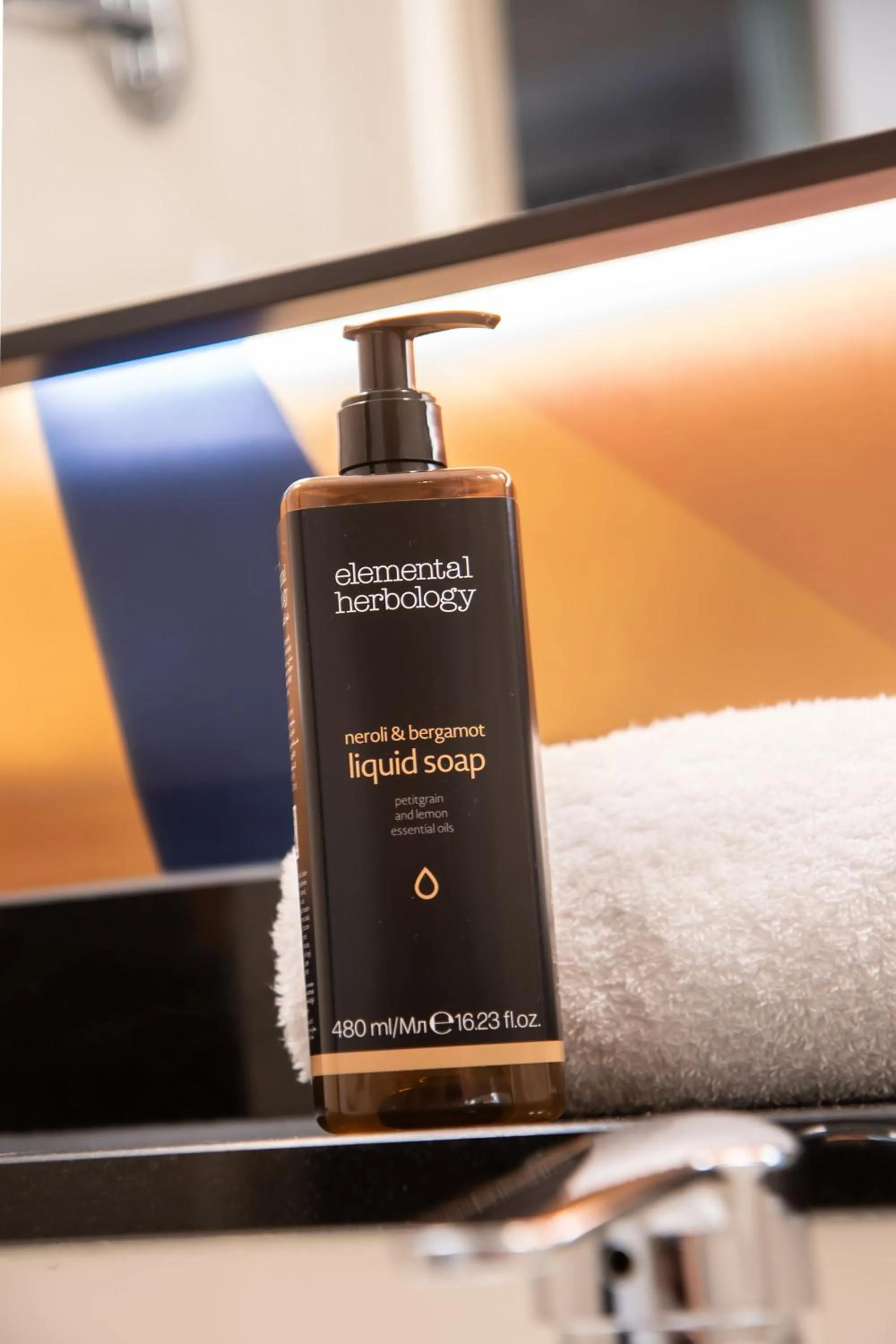 Bathroom in Mercure Sheffield St Paul's Hotel & Spa