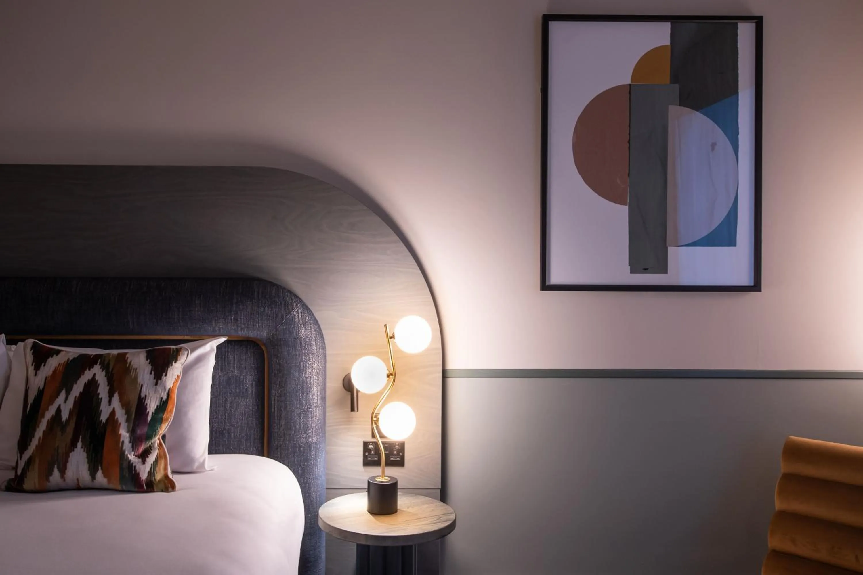 Bedroom, Bed in Mercure Sheffield St Paul's Hotel & Spa