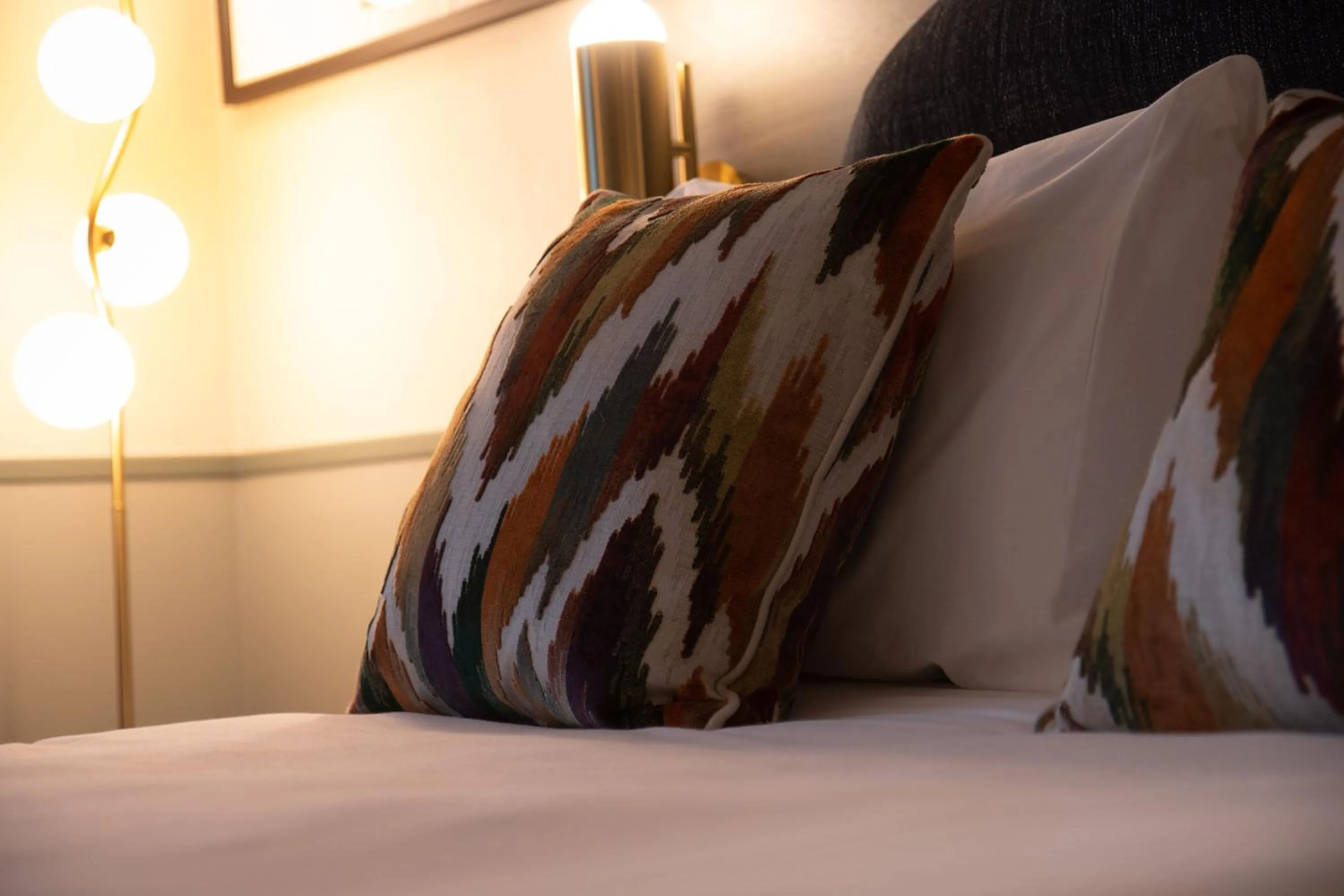 Bedroom, Bed in Mercure Sheffield St Paul's Hotel & Spa