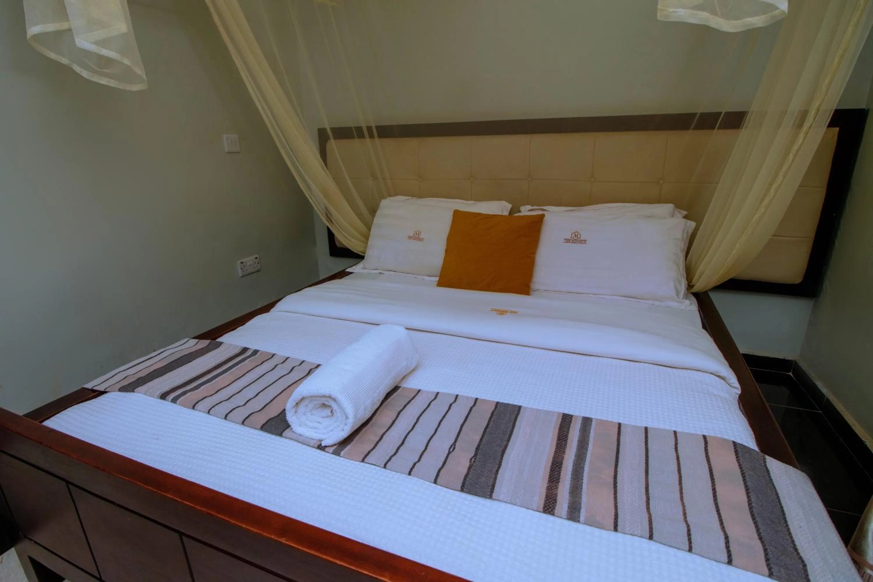 The Mansion Hotel Jinja