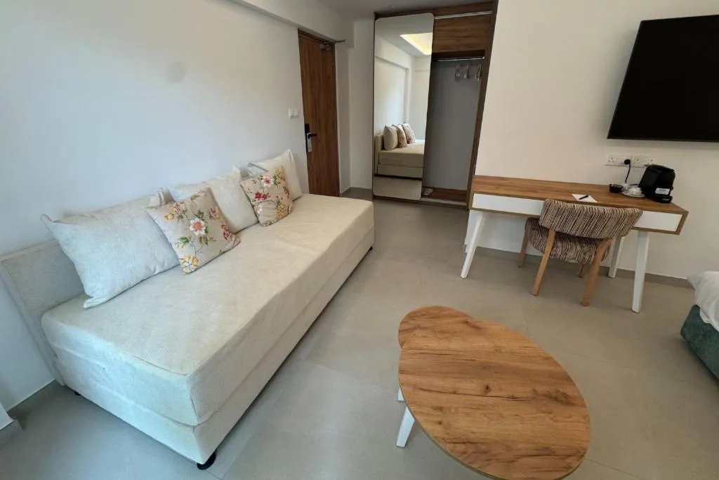 TV and multimedia, Bed in Hypnos Boutique Hotel