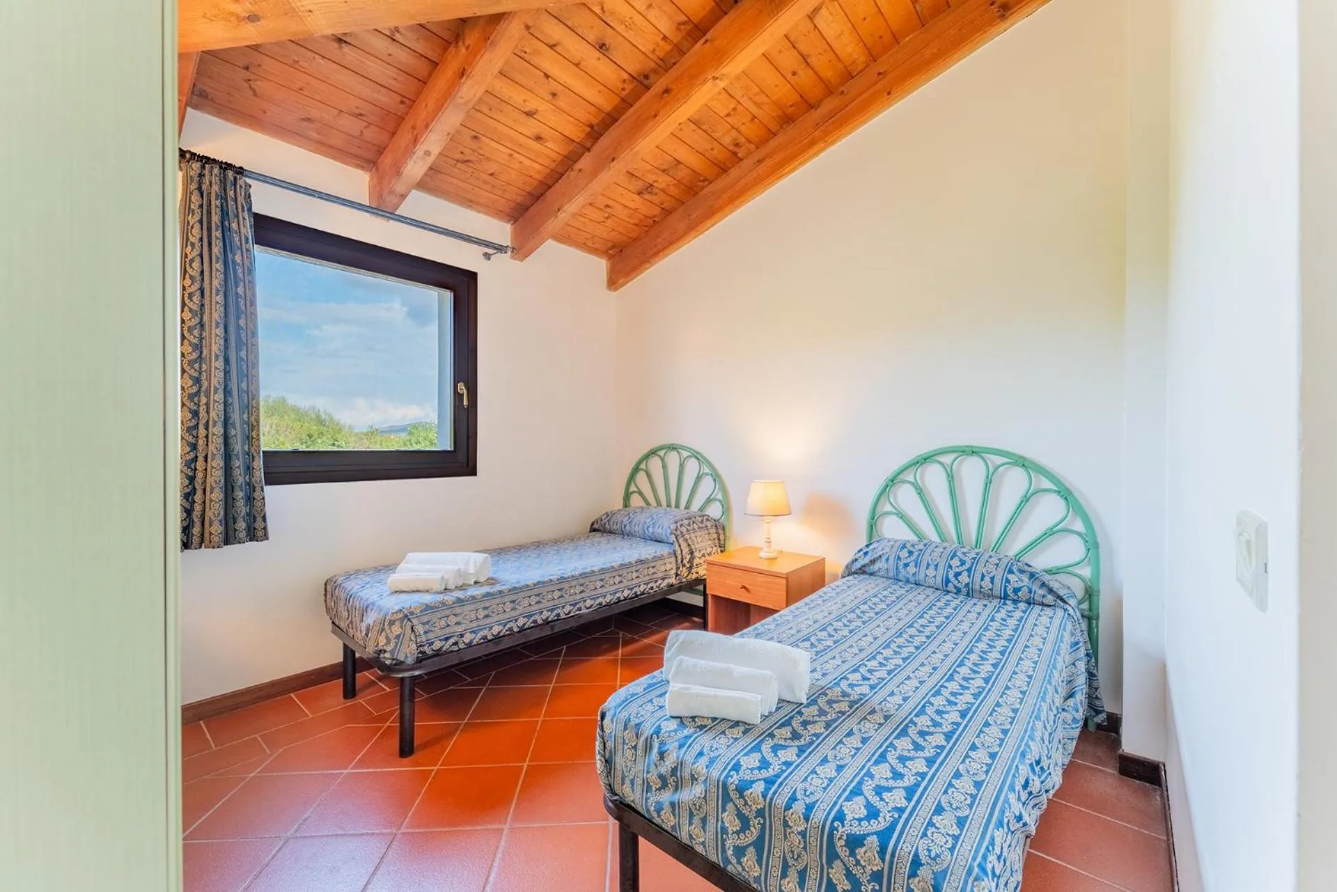 Bedroom, Bed in Sea & Villas