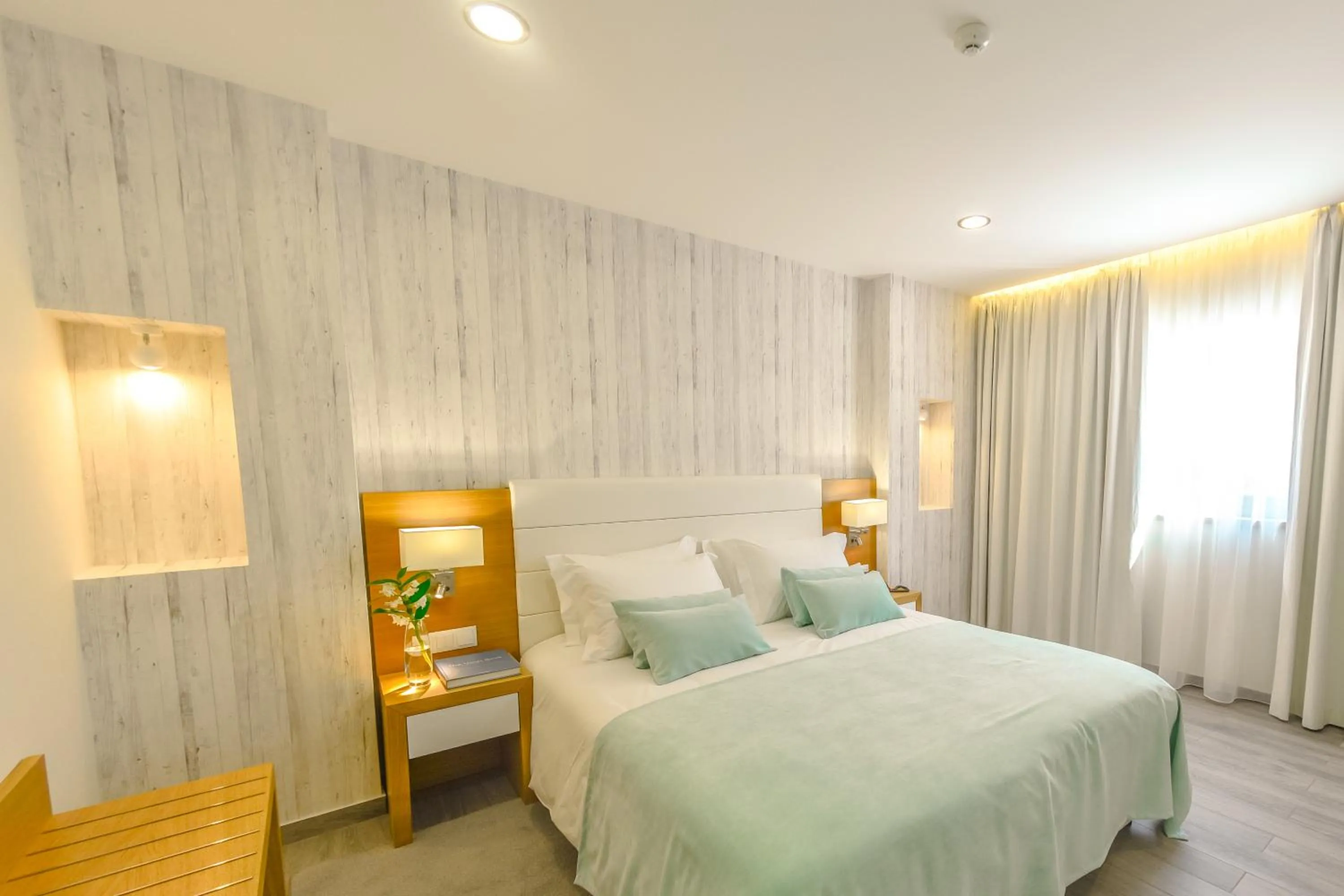 Bed in Villamar Style Maison