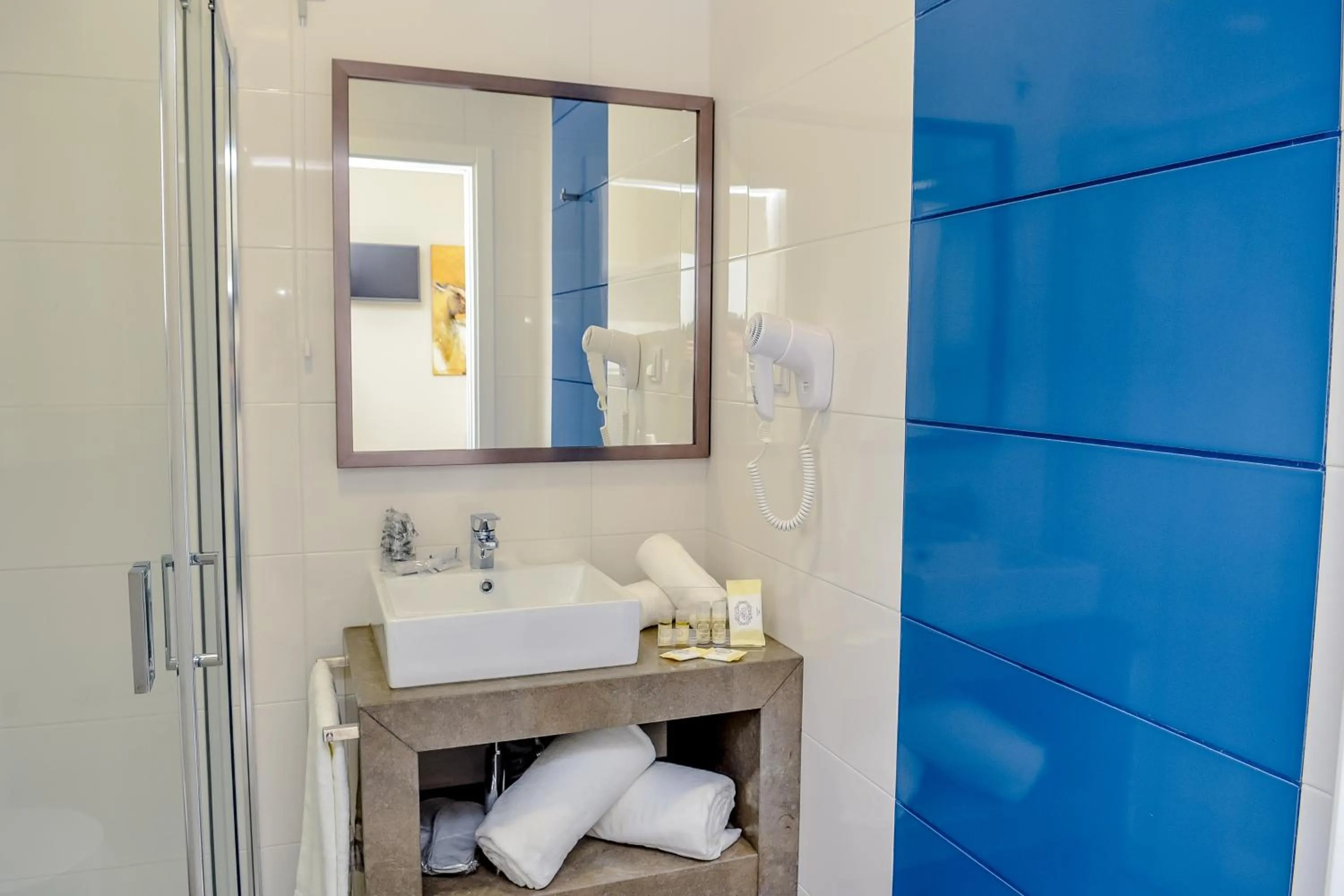 Toilet in Villamar Style Maison