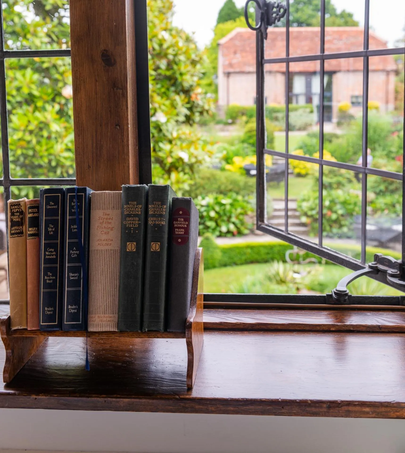 Garden view in The Montagu Arms