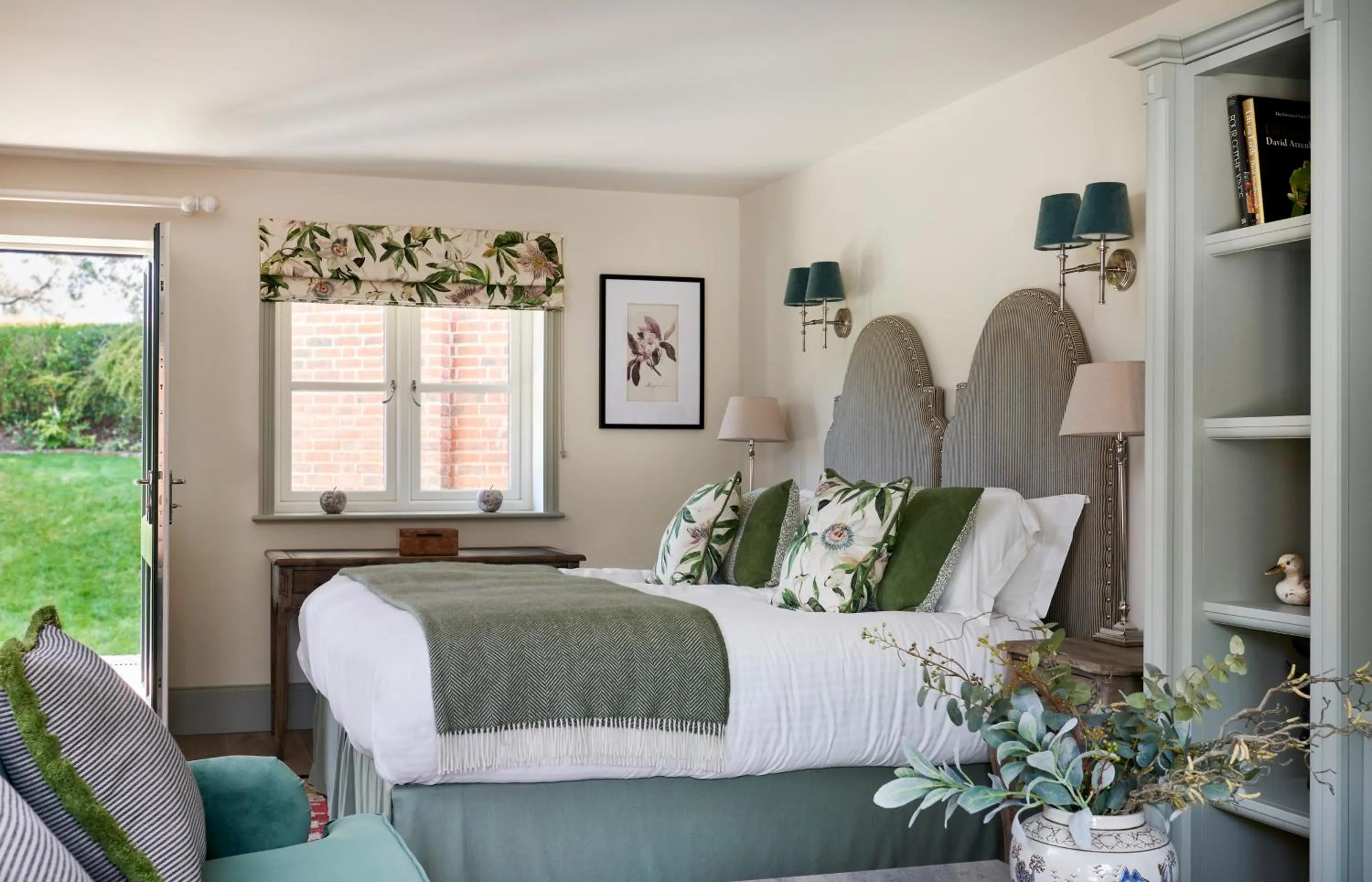 Bed in The Montagu Arms