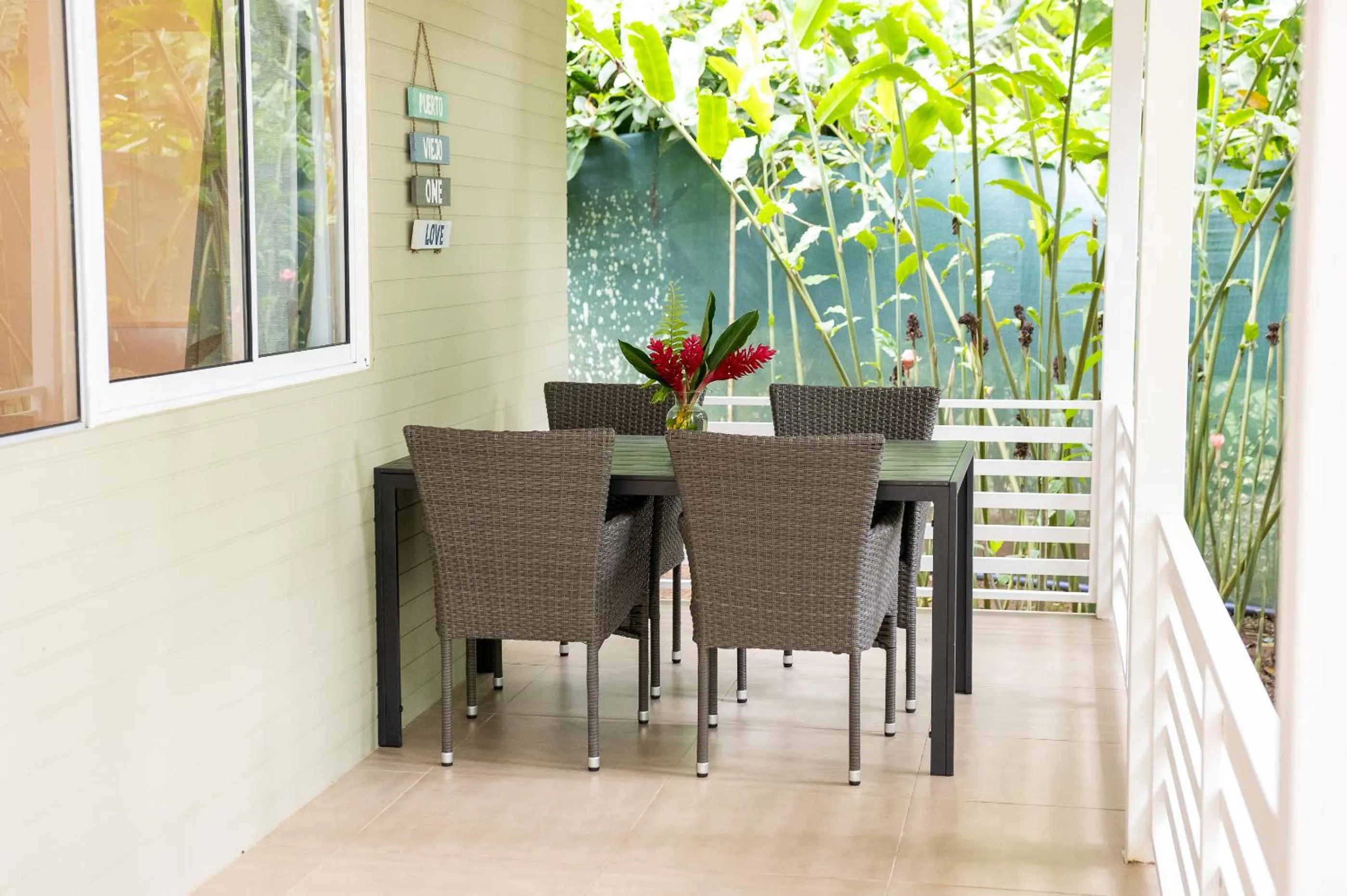 Balcony/Terrace in Jaguar Inn Bungalows