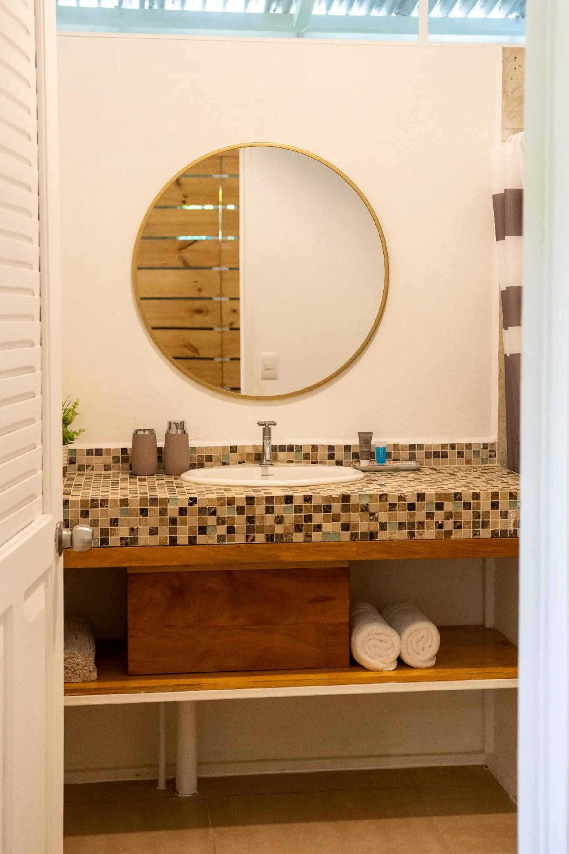 Bathroom in Jaguar Inn Bungalows