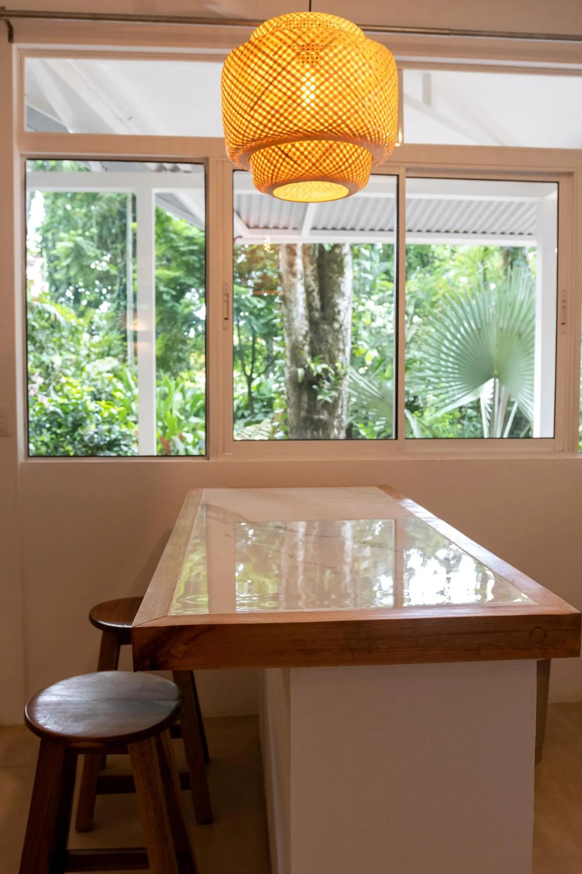 Dining area in Jaguar Inn Bungalows