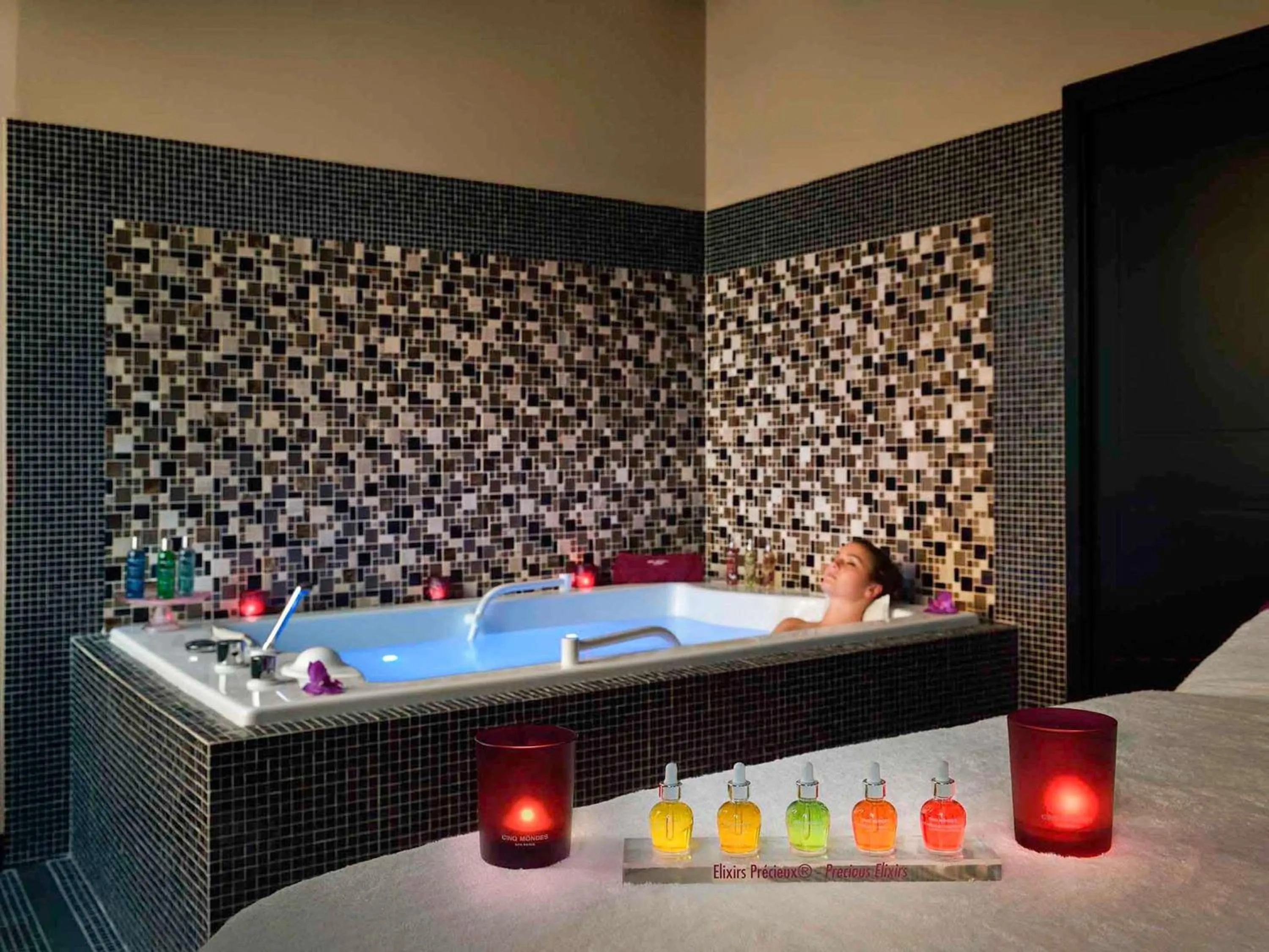 Spa and wellness centre/facilities in Hotel de la Cité Carcassonne - MGallery Collection