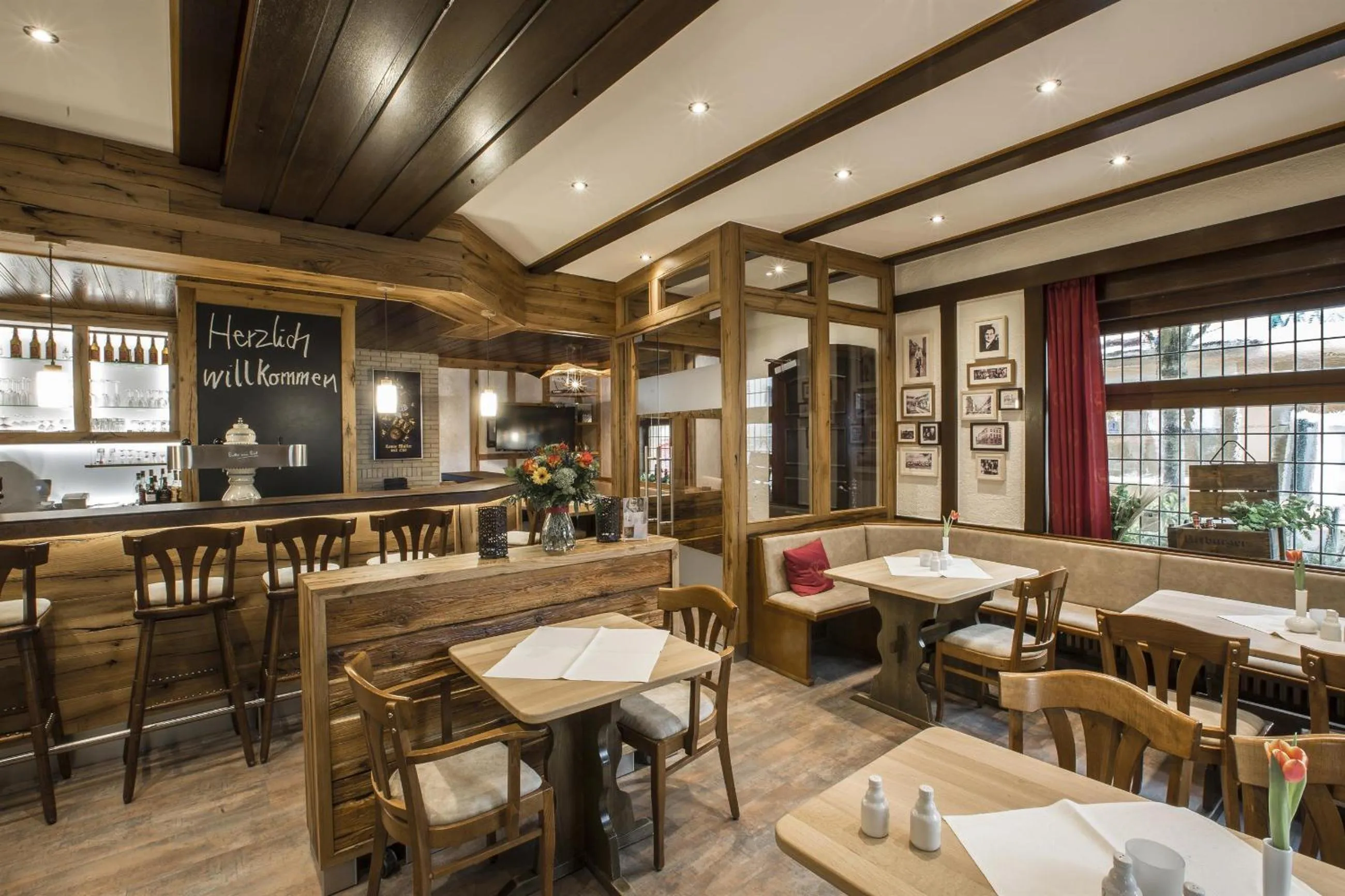 Restaurant/places to eat in Hotel Louis Müller