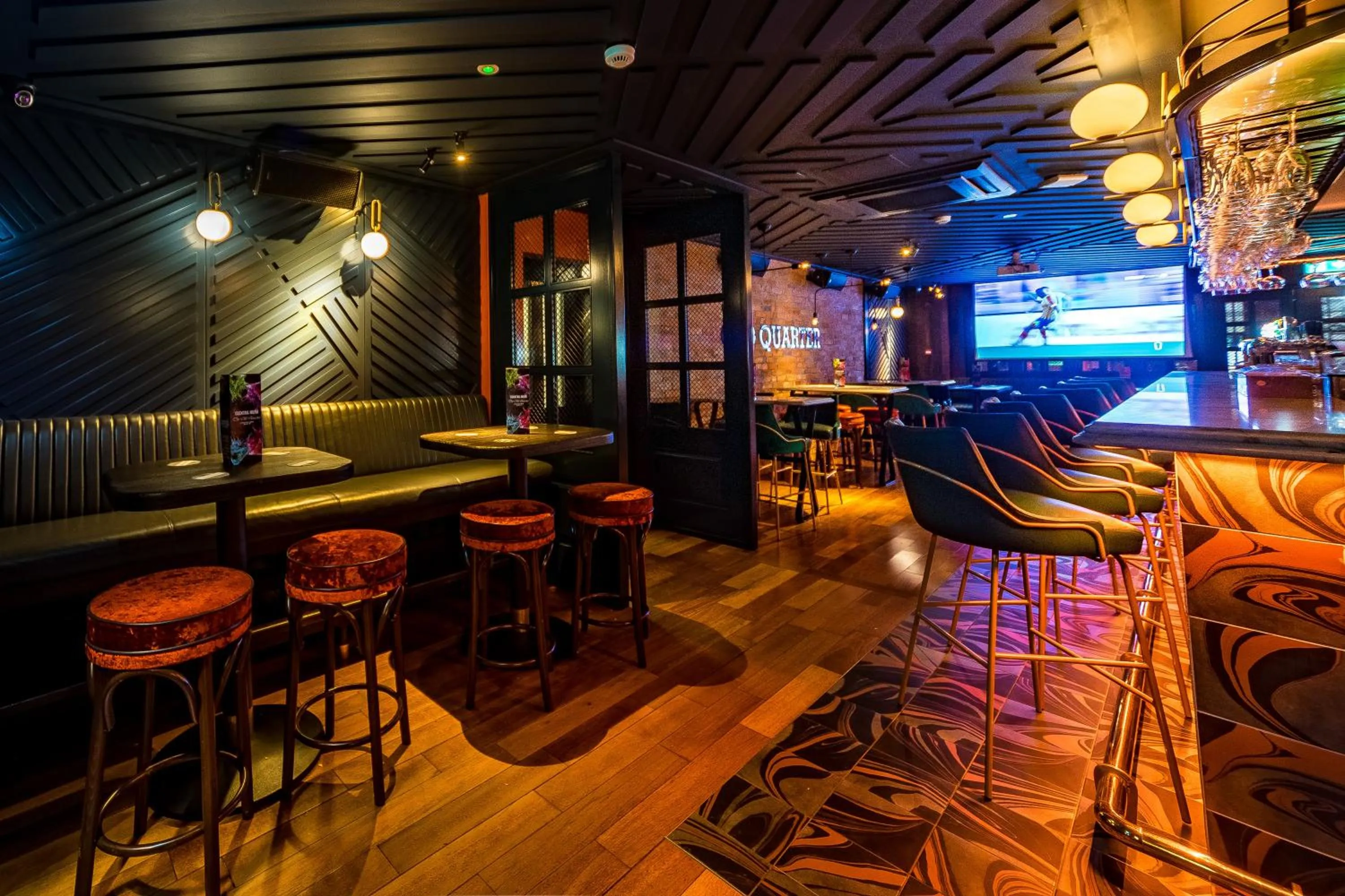 Day in The Old Quarter Townhouse