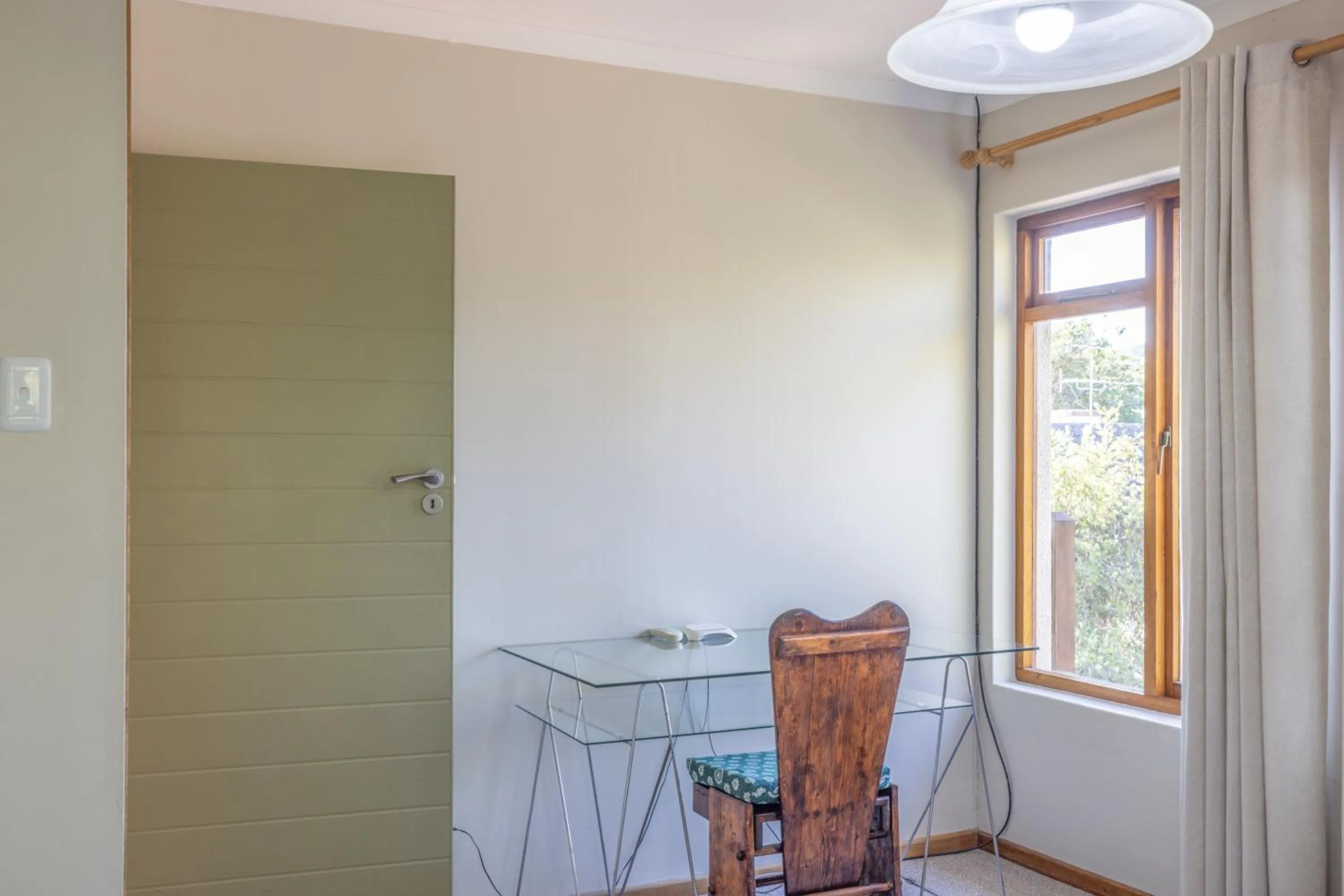 Bedroom in 1-on-Ross